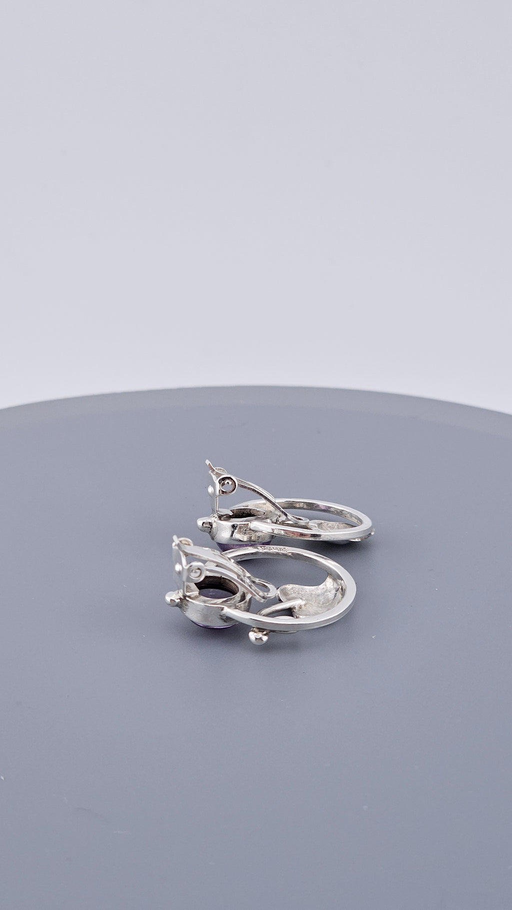 Vintage 925 Sterling Silver & Amethyst Cabochon Clip-On Earrings – Floral Leaf Design (6.3g)