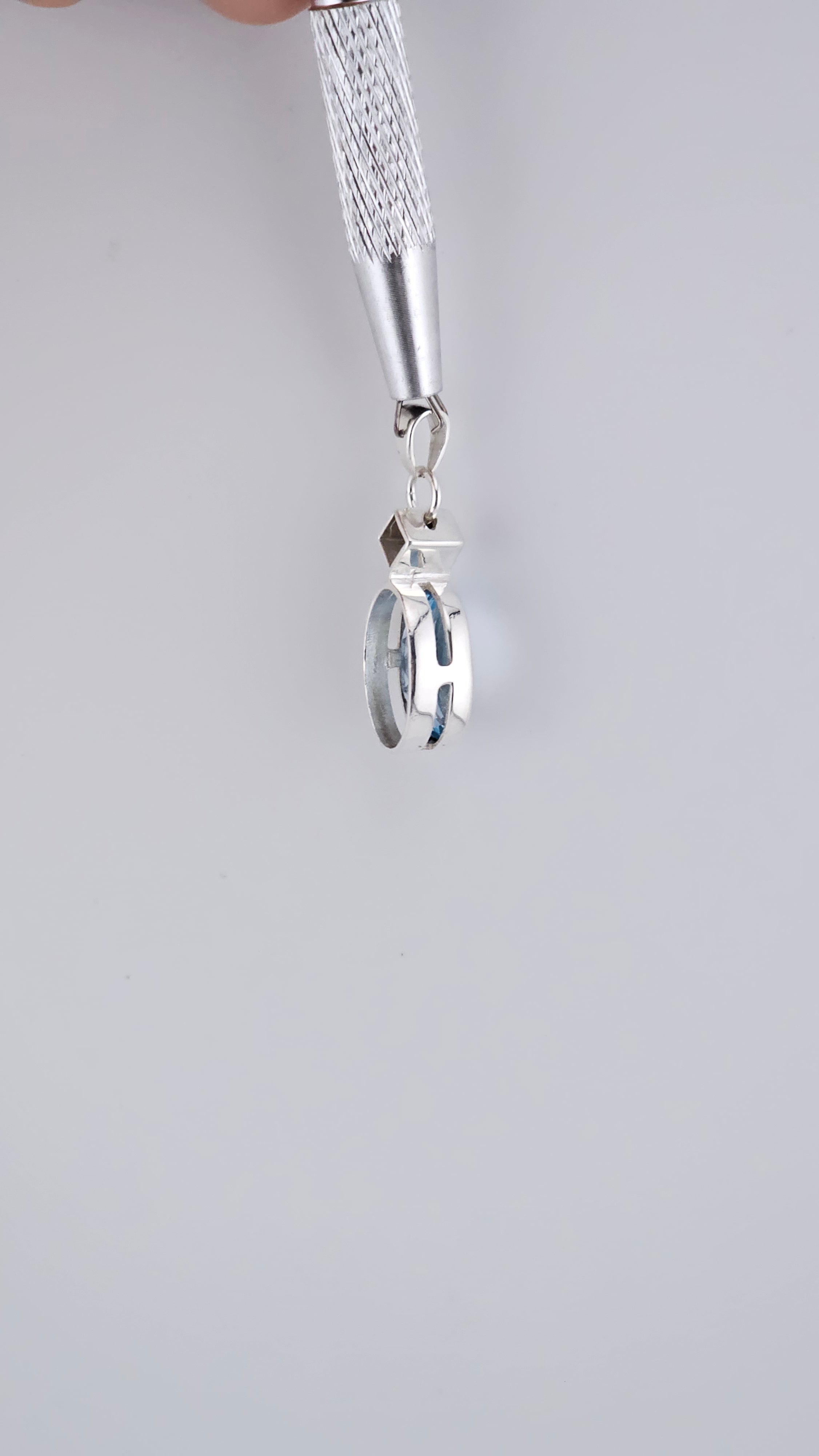 925 Sterling Silver Blue & White Topaz Drop Pendant (4.3g)