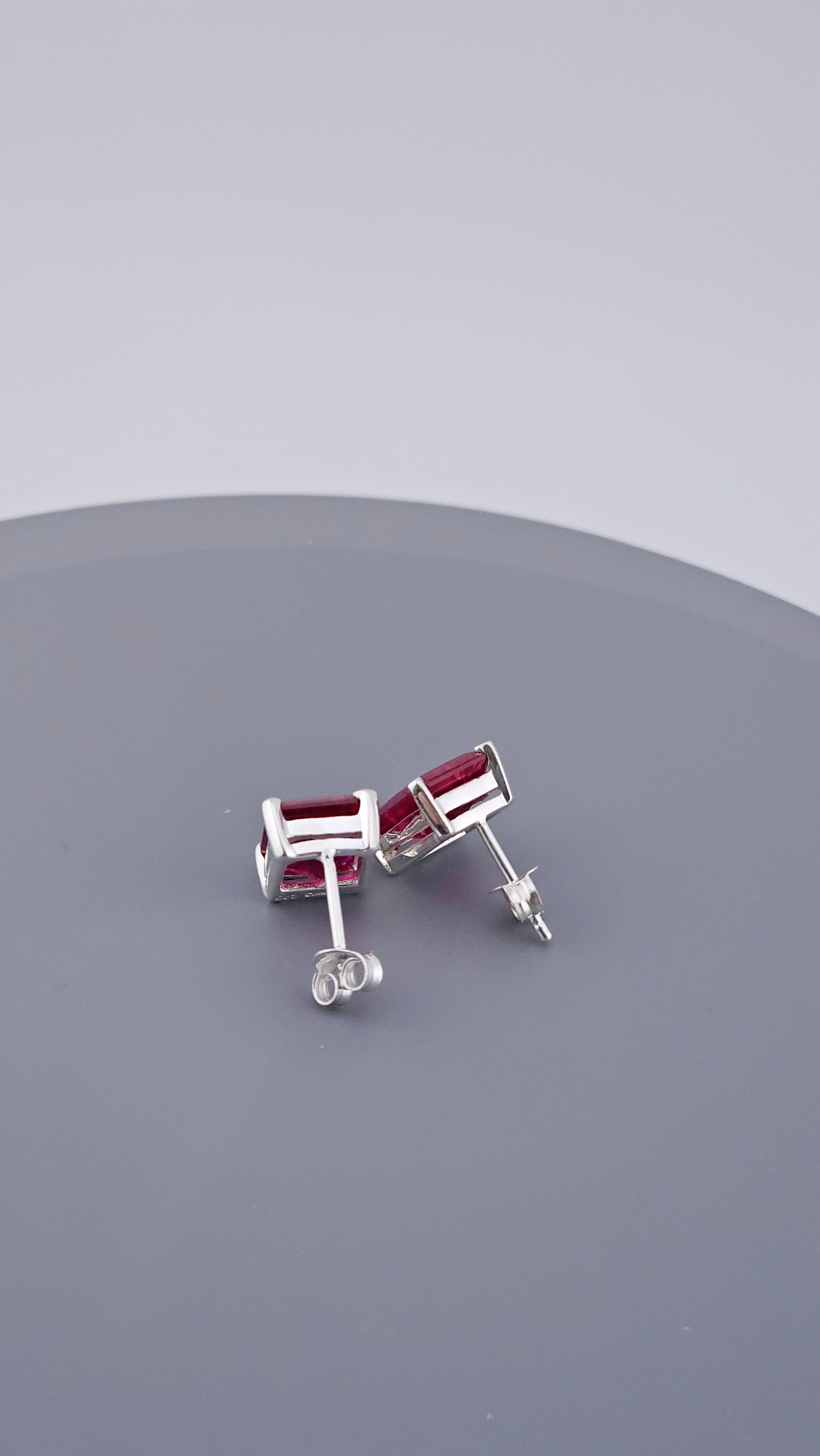 Classic 925 Sterling Silver Emerald-Cut Lab Grown Ruby Stud Earrings (3.5g)