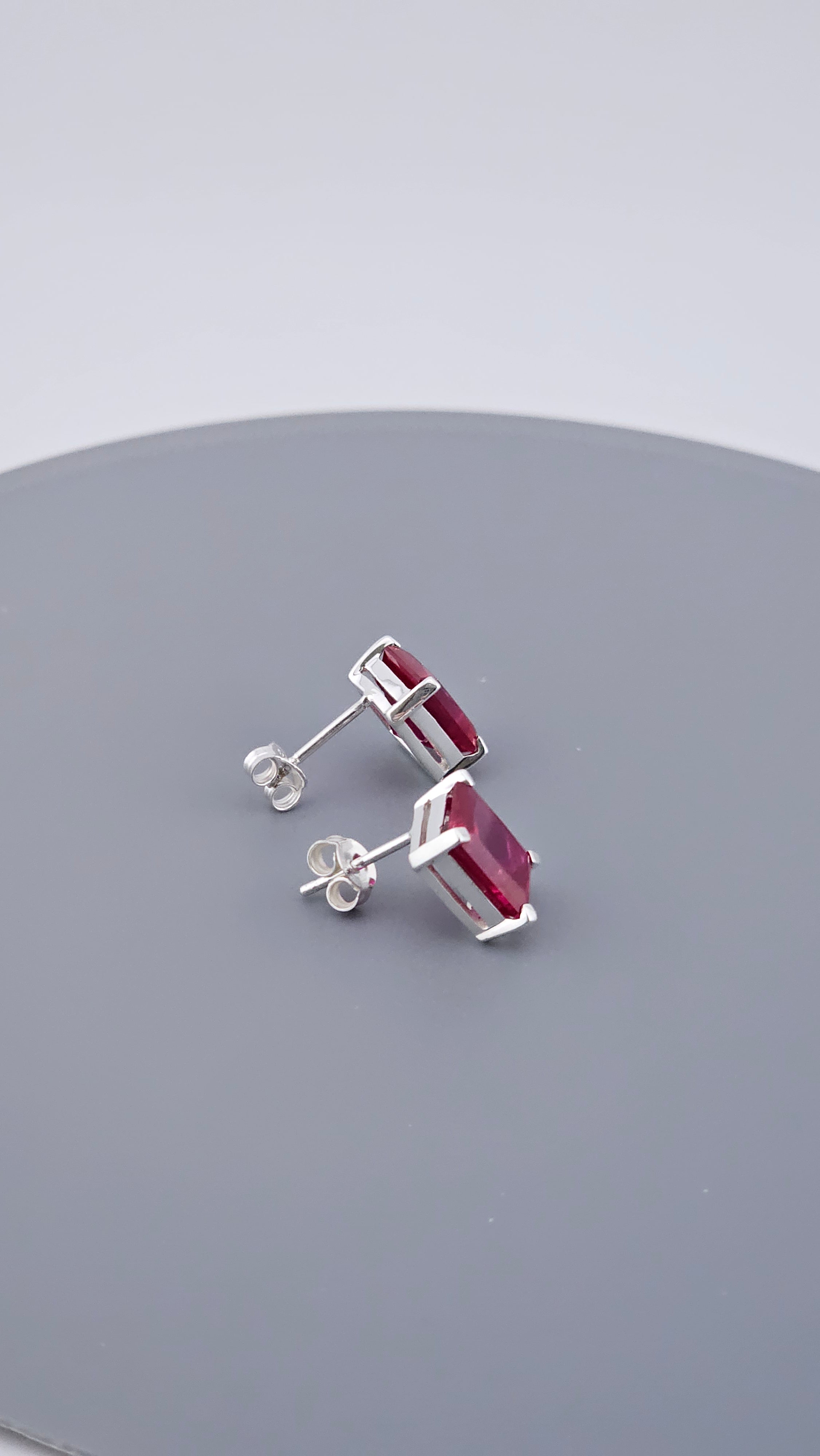 Classic 925 Sterling Silver Emerald-Cut Lab Grown Ruby Stud Earrings (3.5g)