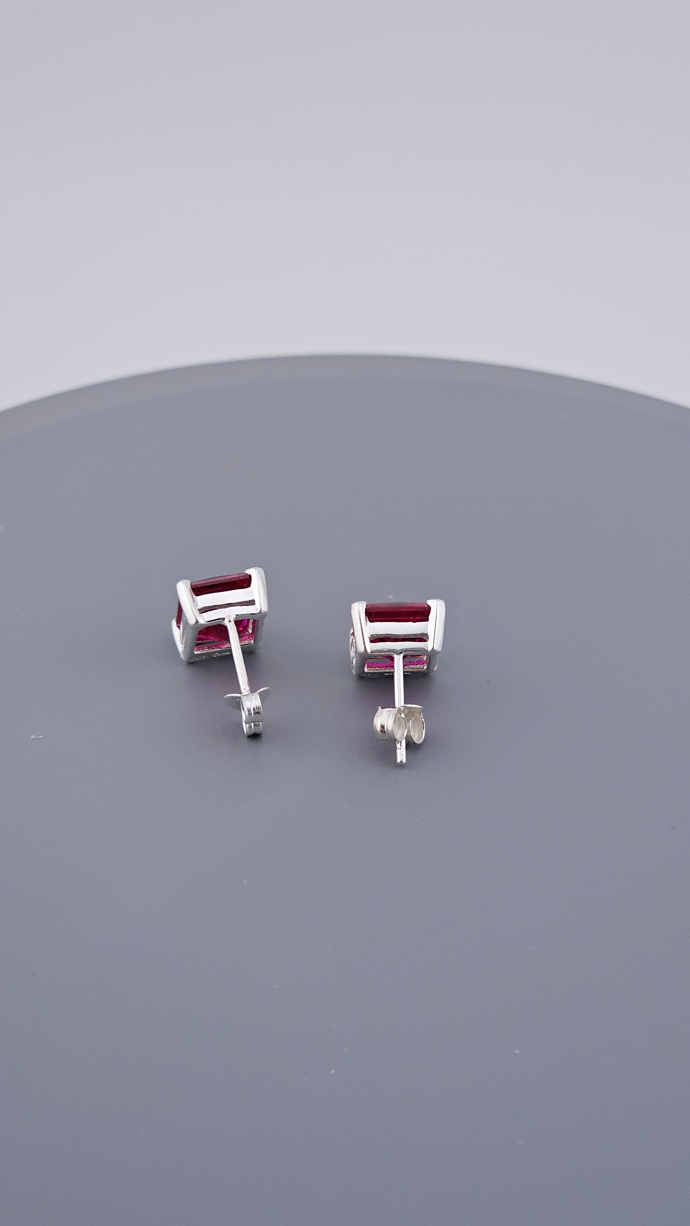 Classic 925 Sterling Silver Emerald-Cut Lab Grown Ruby Stud Earrings (3.5g)