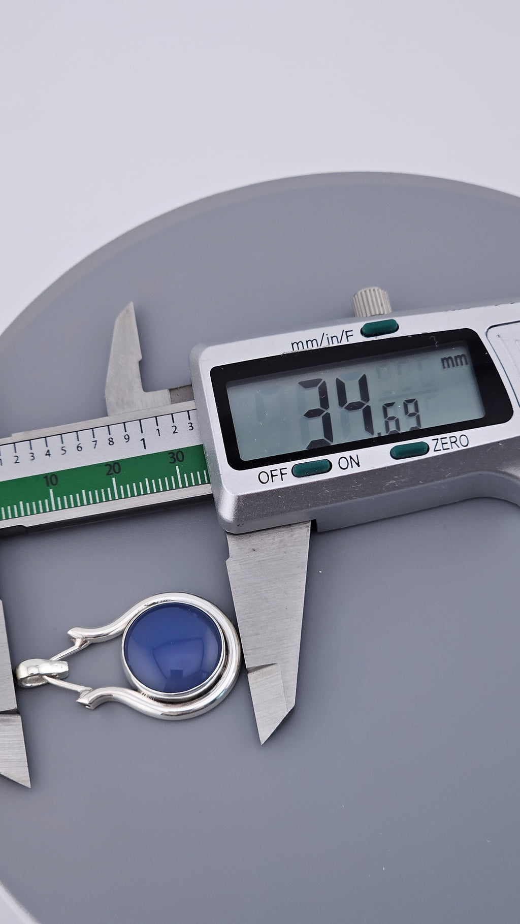 Modern 925 Sterling Silver Blue Chalcedony Cabochon Pendant (4.71g)