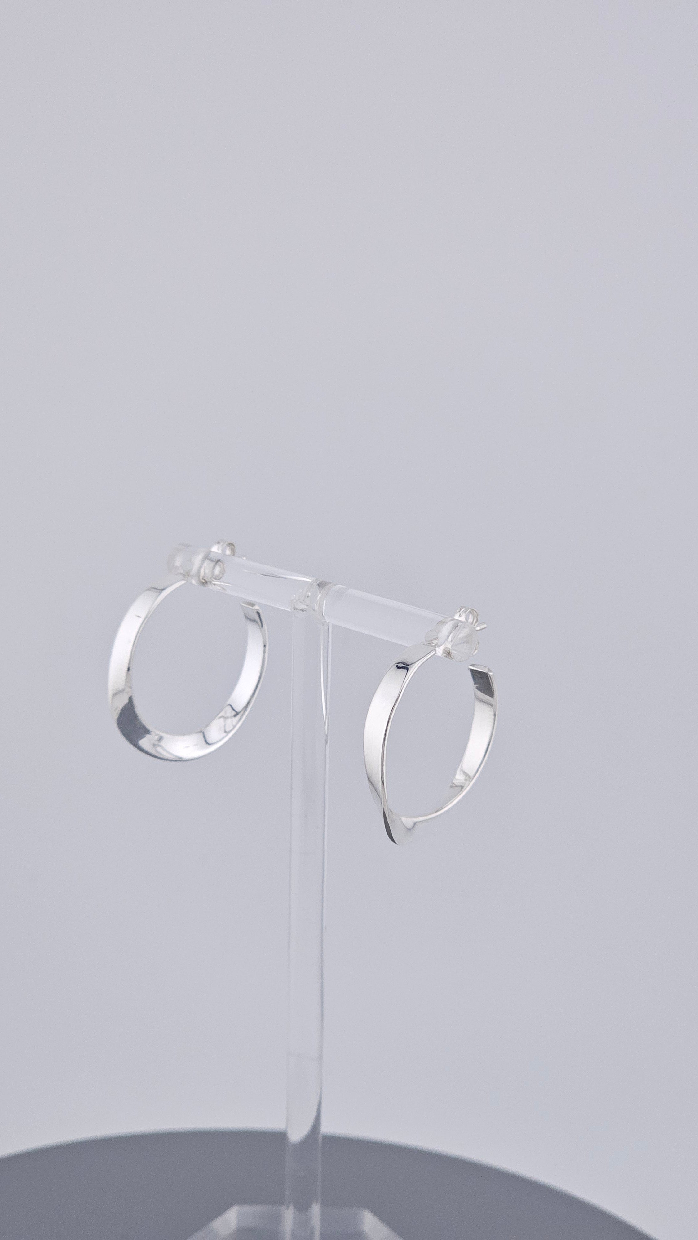 Modern 925 Sterling Silver Twisted Ribbon Open Hoop Earrings (4.7g)