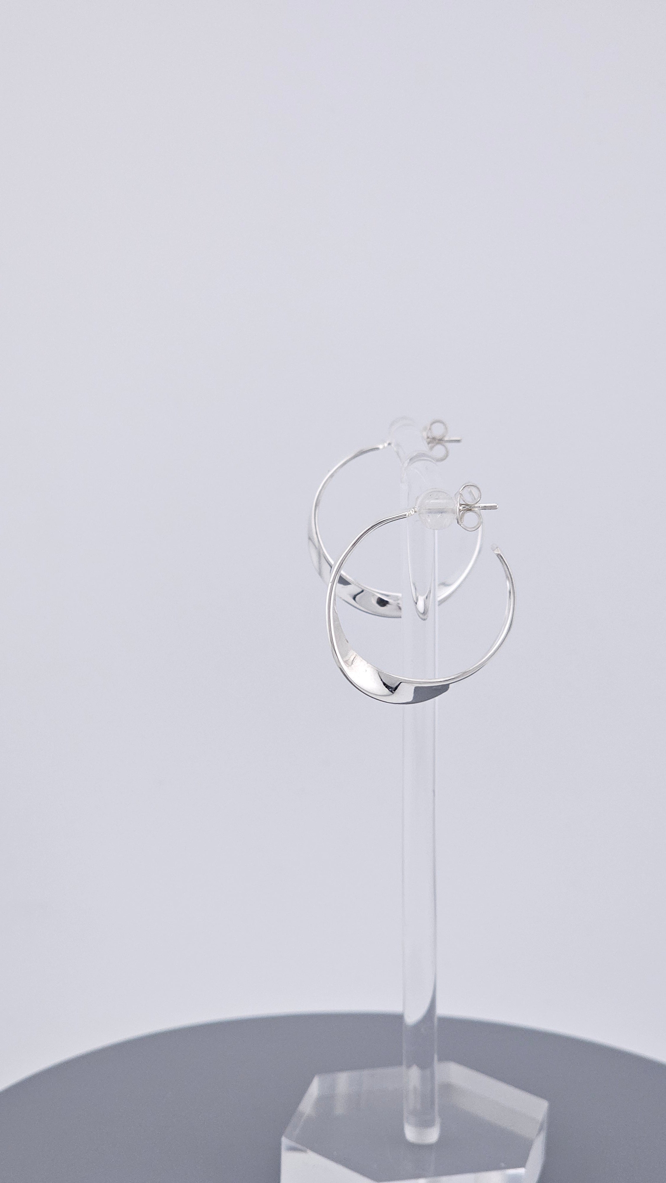 Modern 925 Sterling Silver Twisted Ribbon Open Hoop Earrings (4.7g)