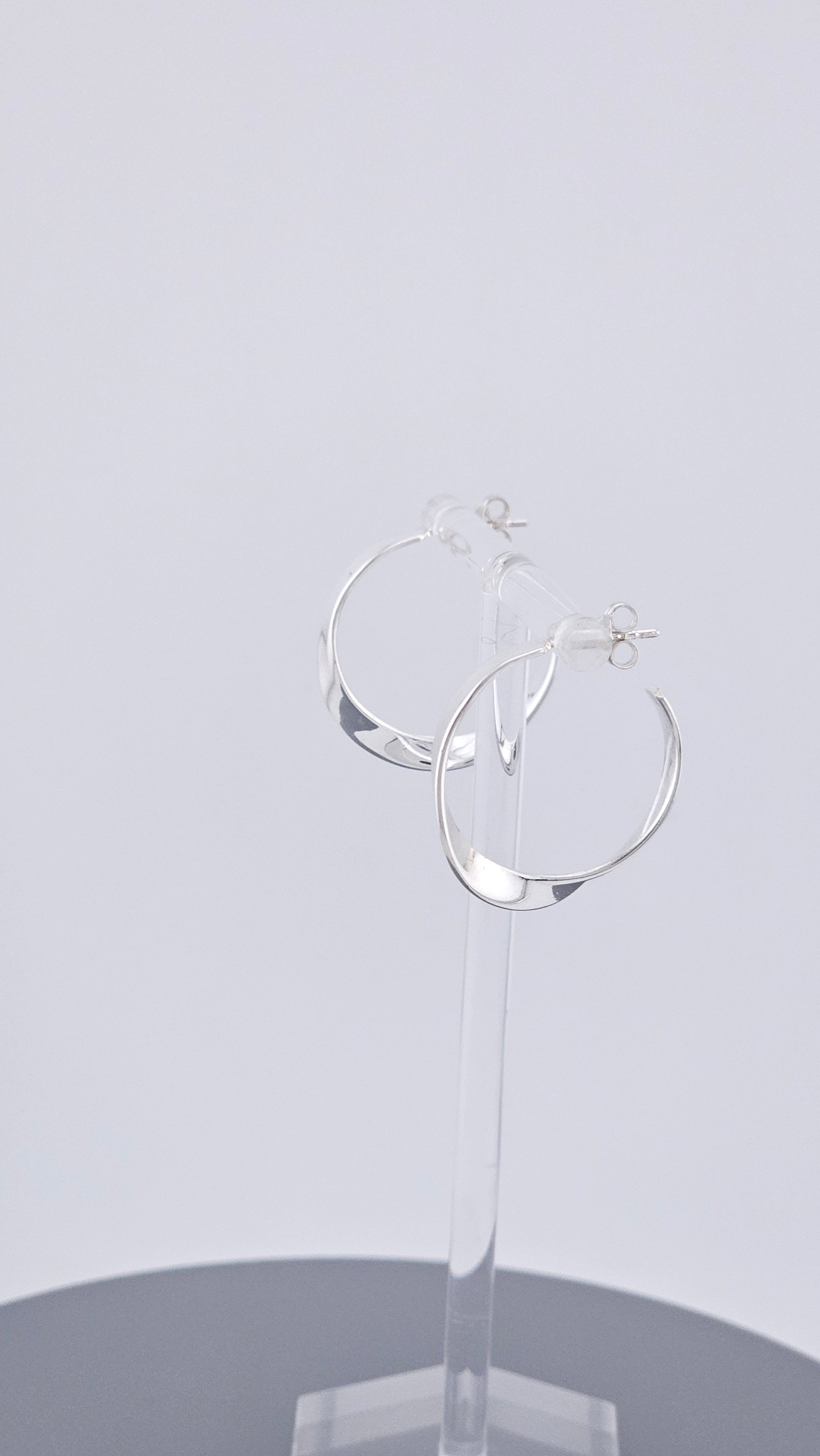 Modern 925 Sterling Silver Twisted Ribbon Open Hoop Earrings (4.7g)