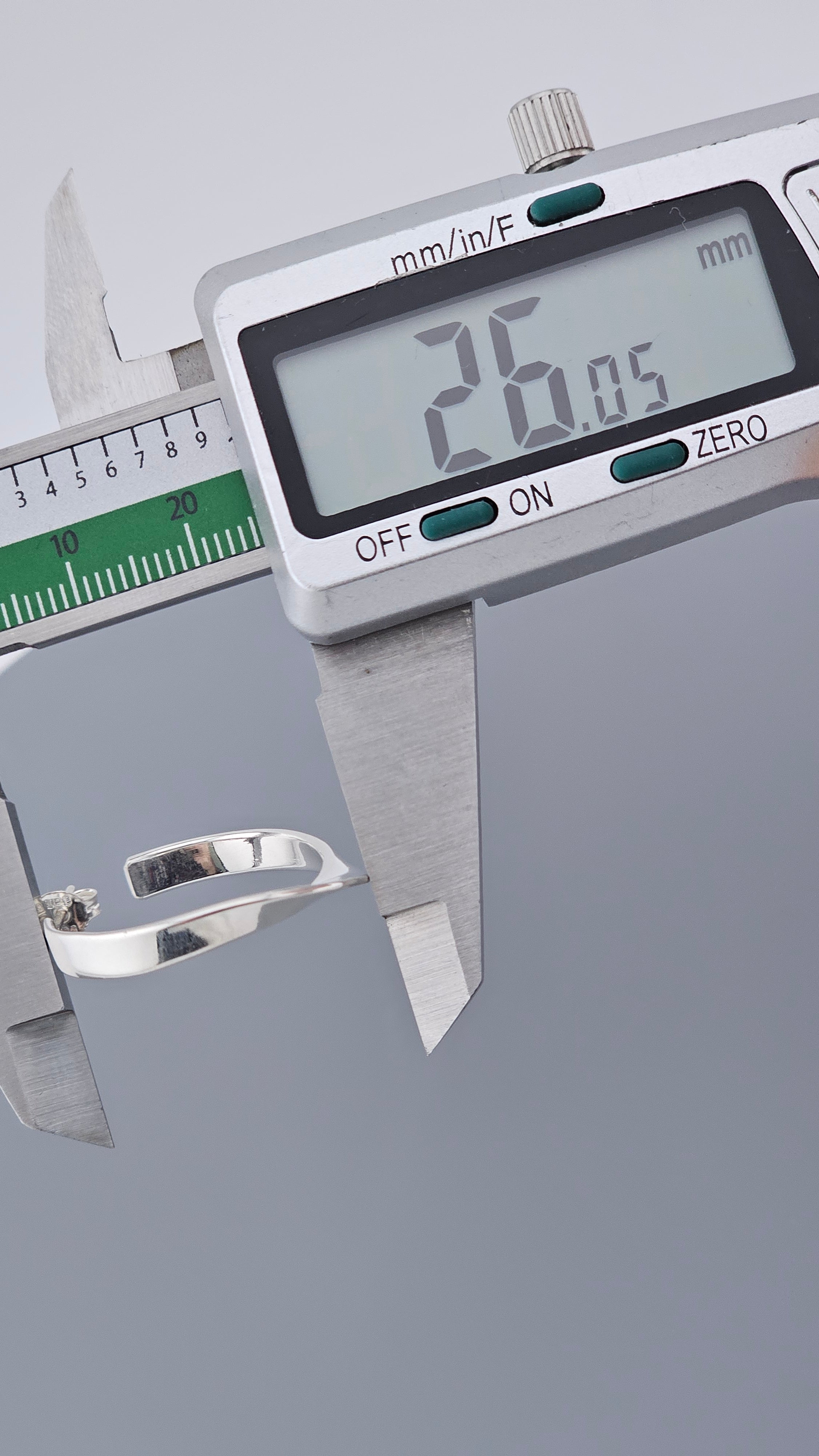 Modern 925 Sterling Silver Twisted Ribbon Open Hoop Earrings (4.7g)