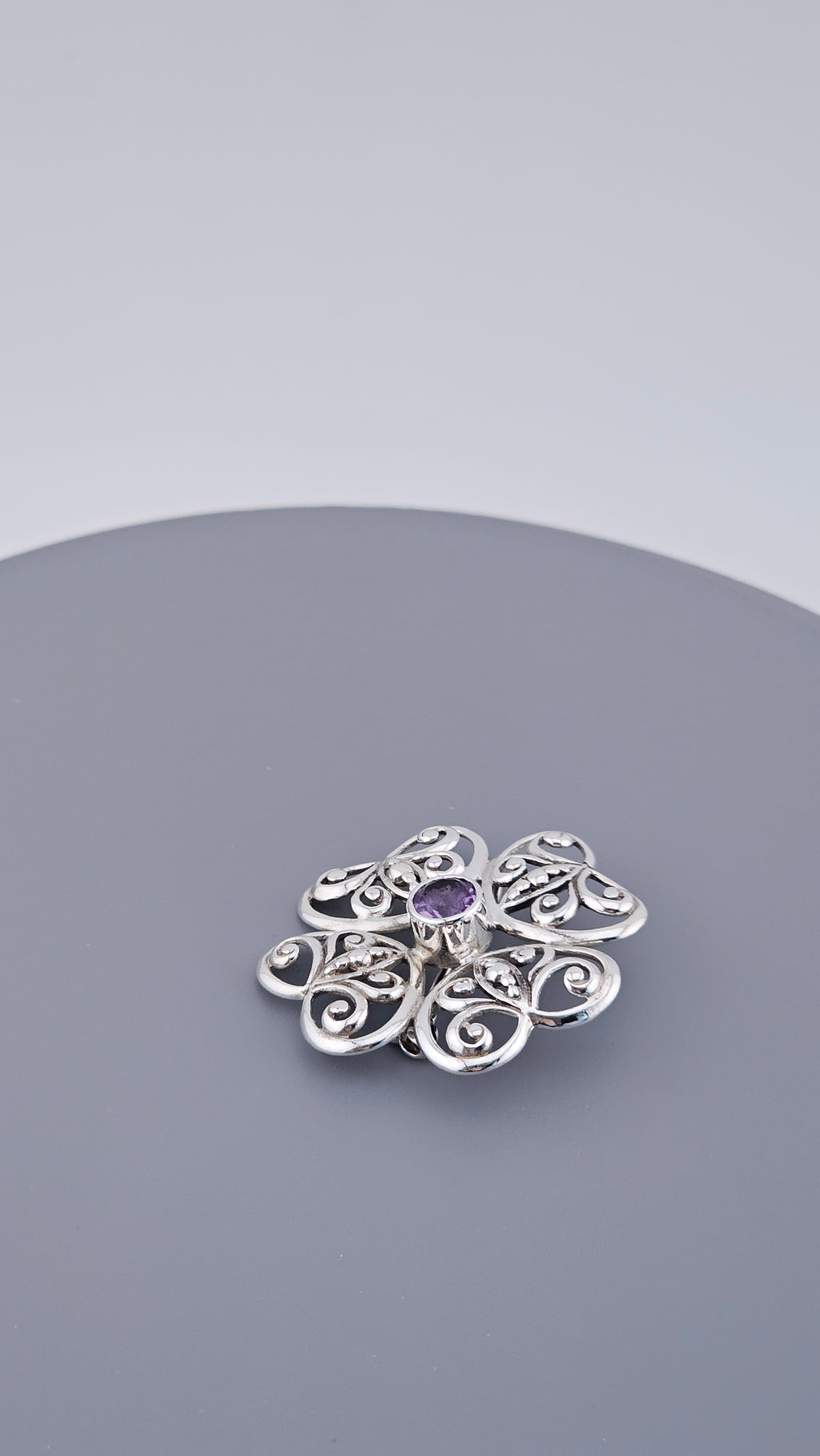 Vintage 925 Sterling Silver Amethyst Filigree Flower Brooch Pin (5.66g)