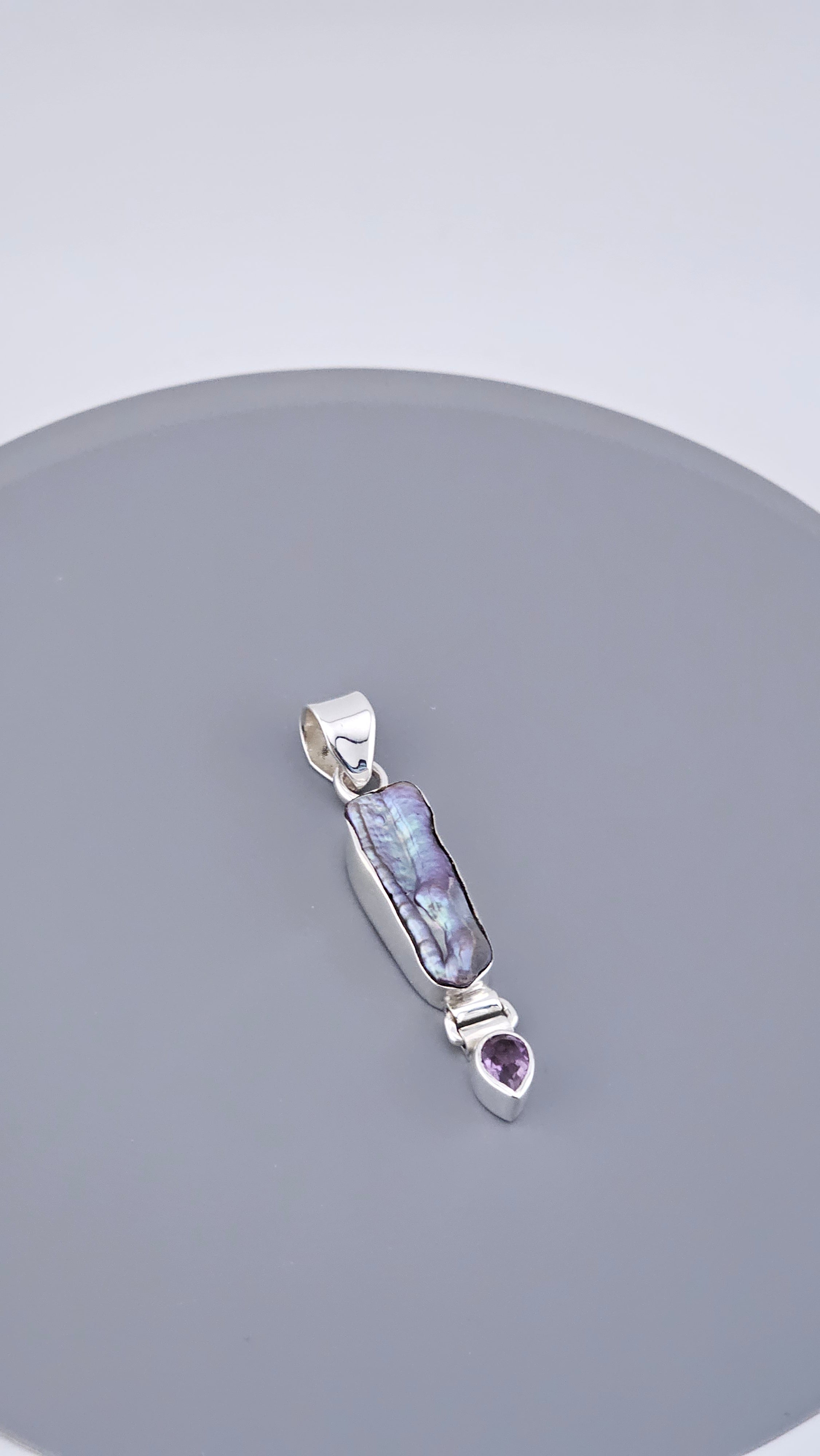 Vintage 925 Sterling Silver Biwa Pearl & Amethyst Articulated Pendant (6.4g)