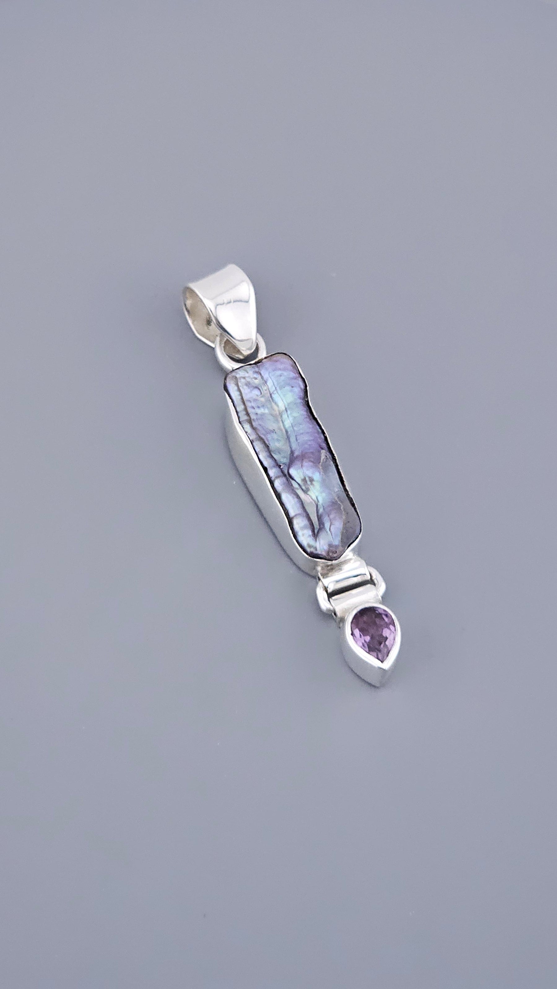 Vintage 925 Sterling Silver Biwa Pearl & Amethyst Articulated Pendant (6.4g)