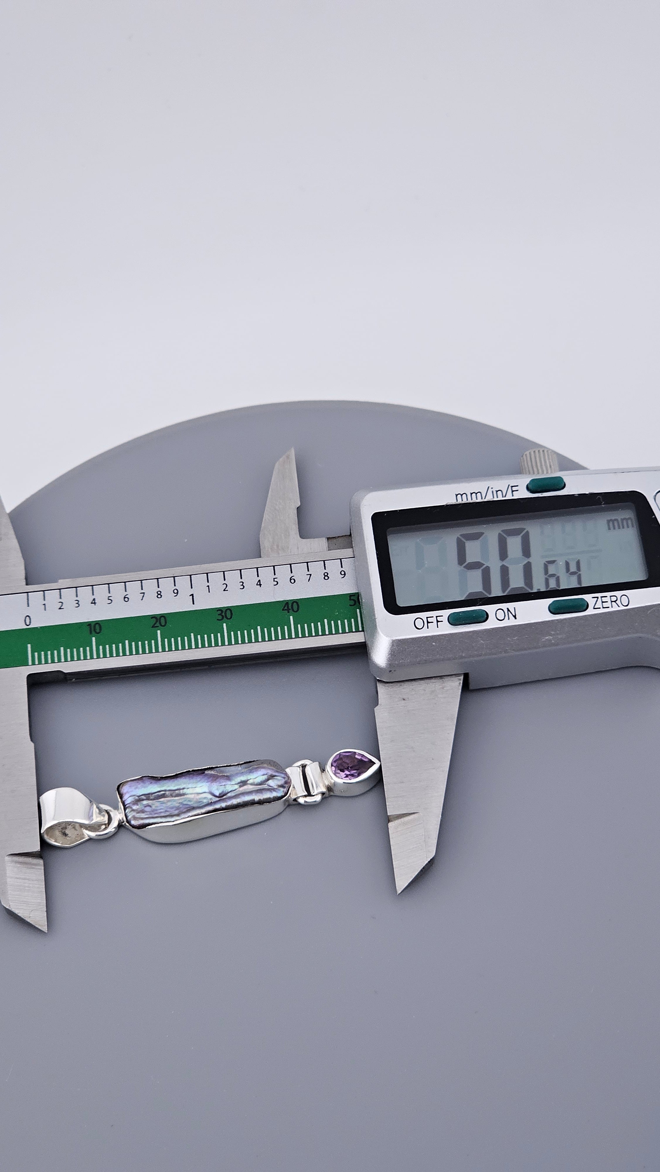 Vintage 925 Sterling Silver Biwa Pearl & Amethyst Articulated Pendant (6.4g)