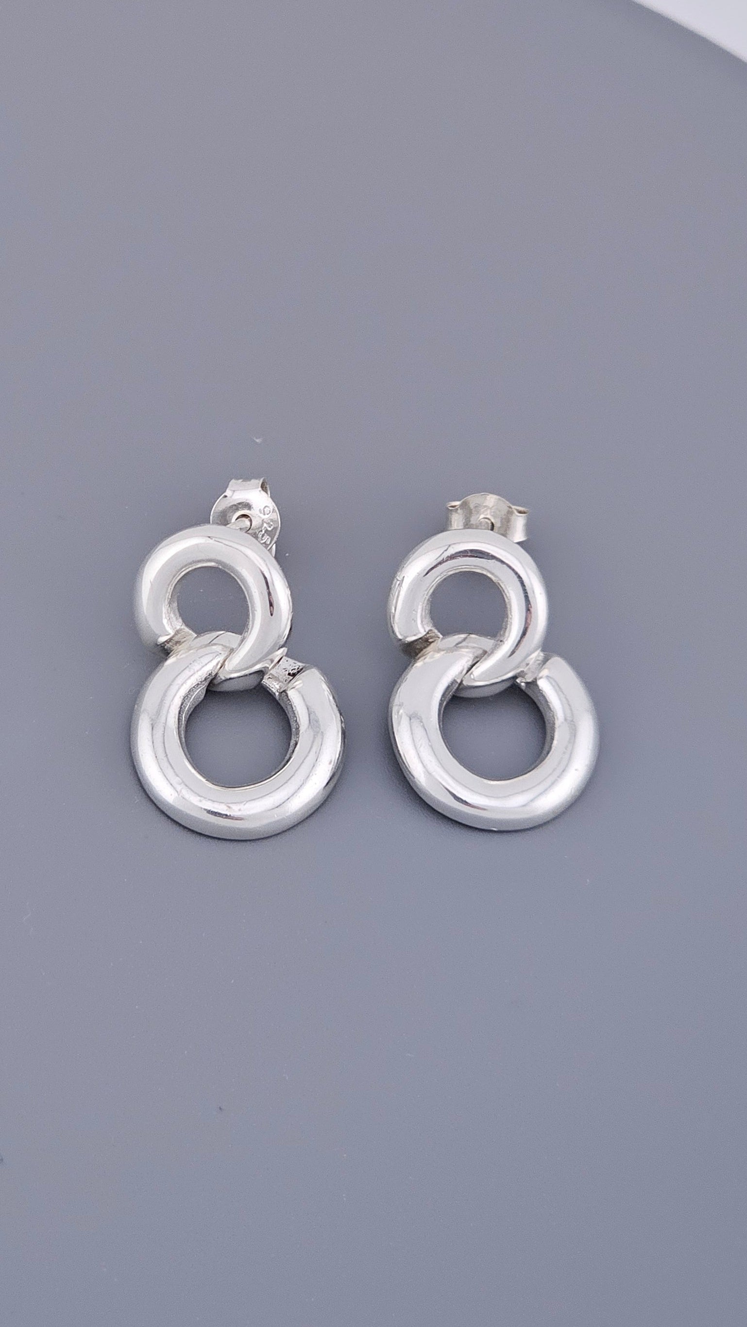 925 Sterling Silver Interlocking Circle Knot Earrings – 20mm Double Link Drop Studs (4.4g)