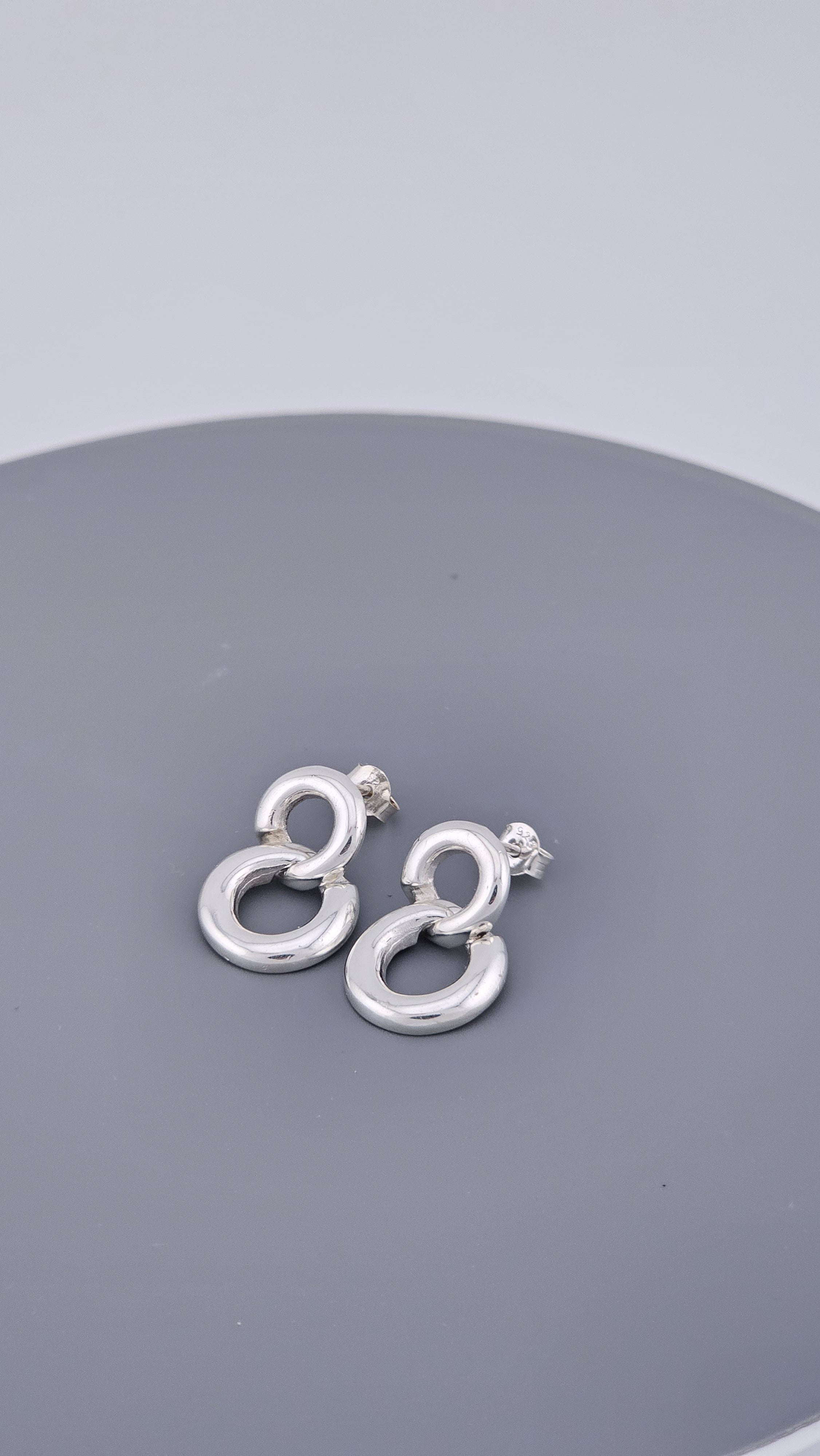 925 Sterling Silver Interlocking Circle Knot Earrings – 20mm Double Link Drop Studs (4.4g)