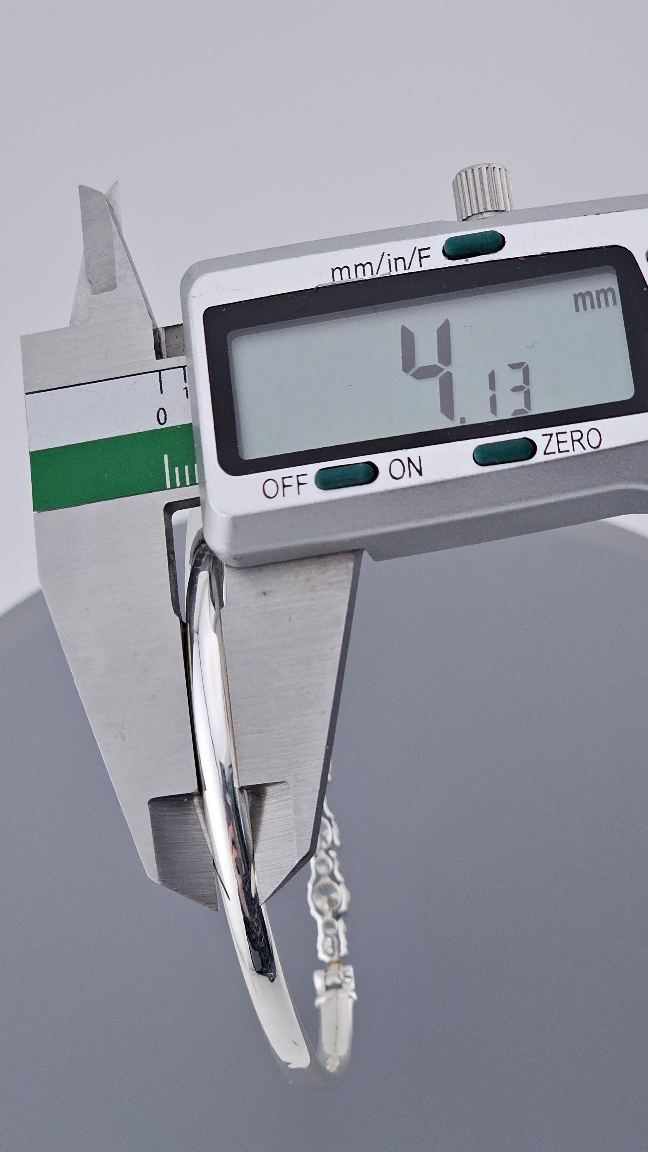 925 Sterling Silver Hinged Bangle – Cubic Zirconia Line Bracelet (9.5g), 17.5 cm