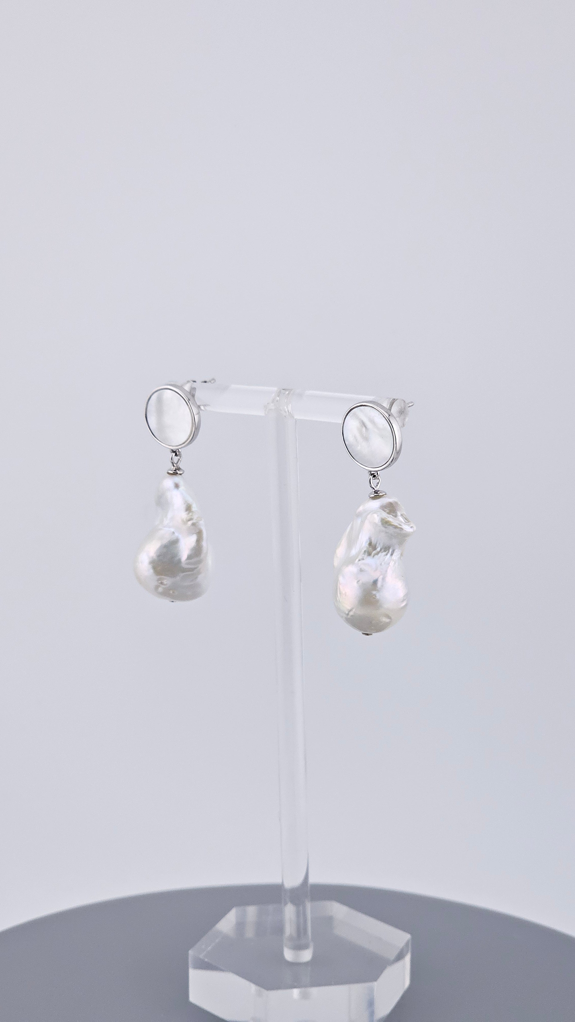 925 Sterling Silver Baroque Pearl & Mother of Pearl Drop Earrings – 36mm (11.5g)