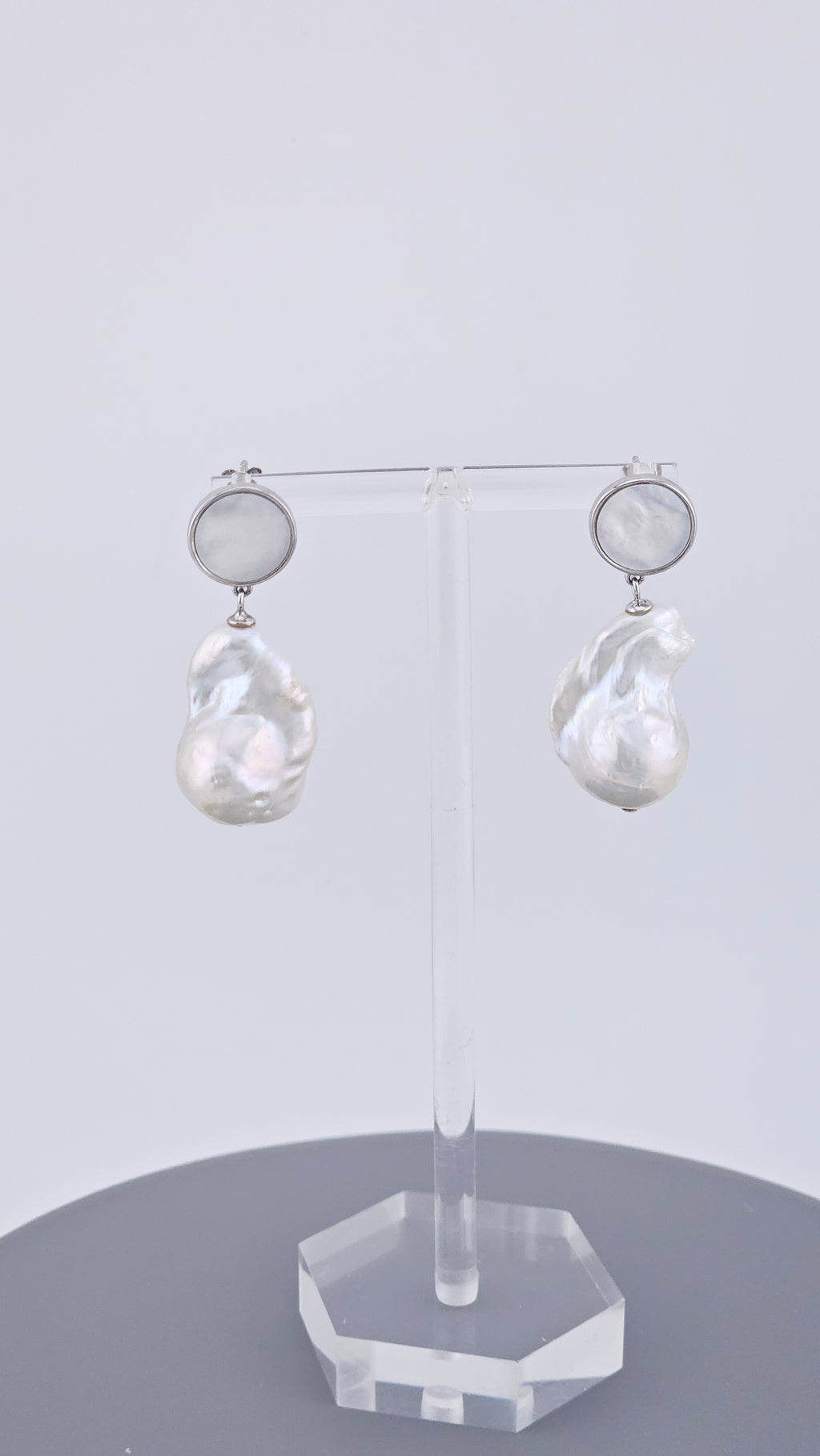 925 Sterling Silver Baroque Pearl & Mother of Pearl Drop Earrings – 36mm (11.5g)