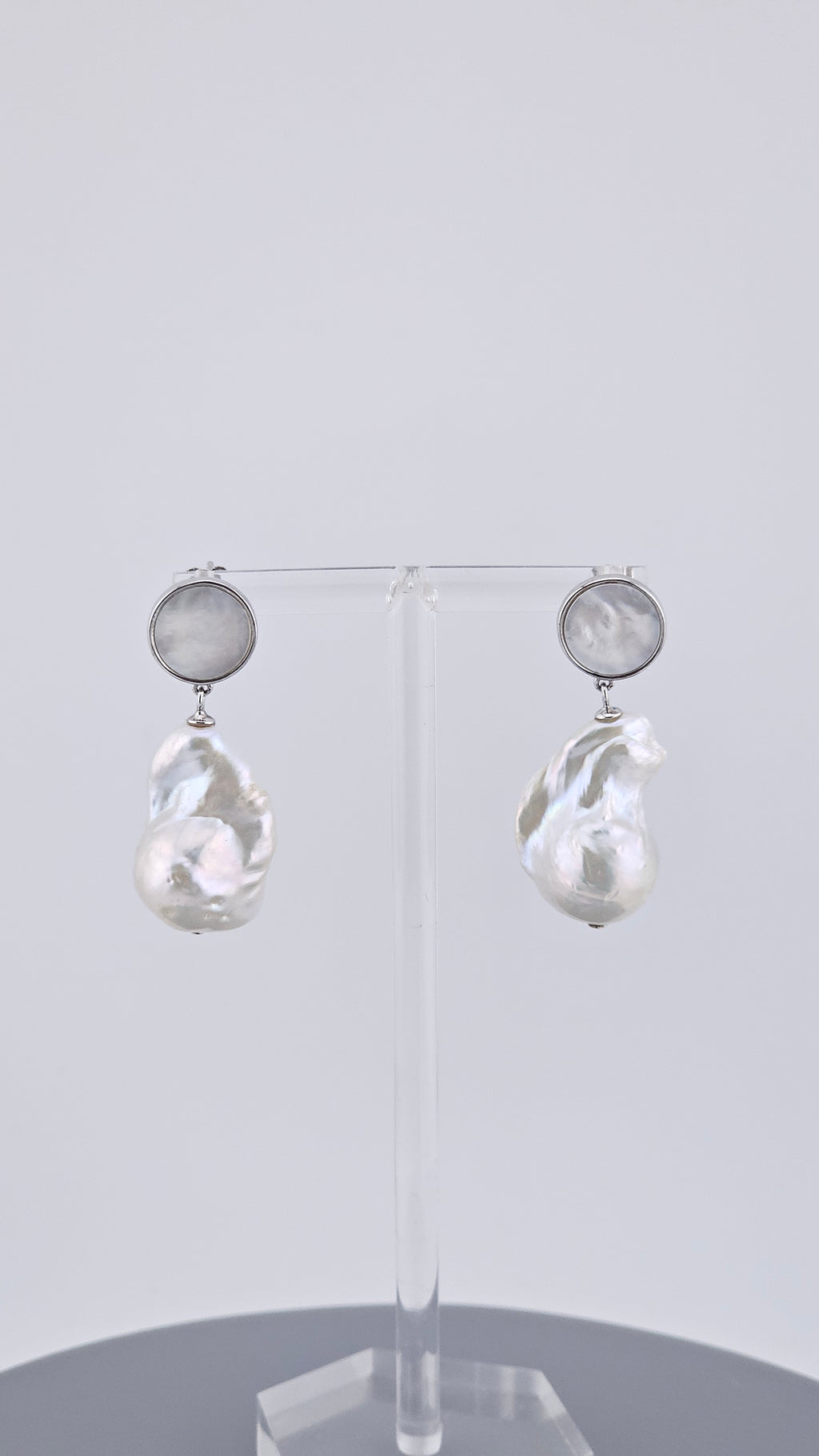 925 Sterling Silver Baroque Pearl & Mother of Pearl Drop Earrings – 36mm (11.5g)