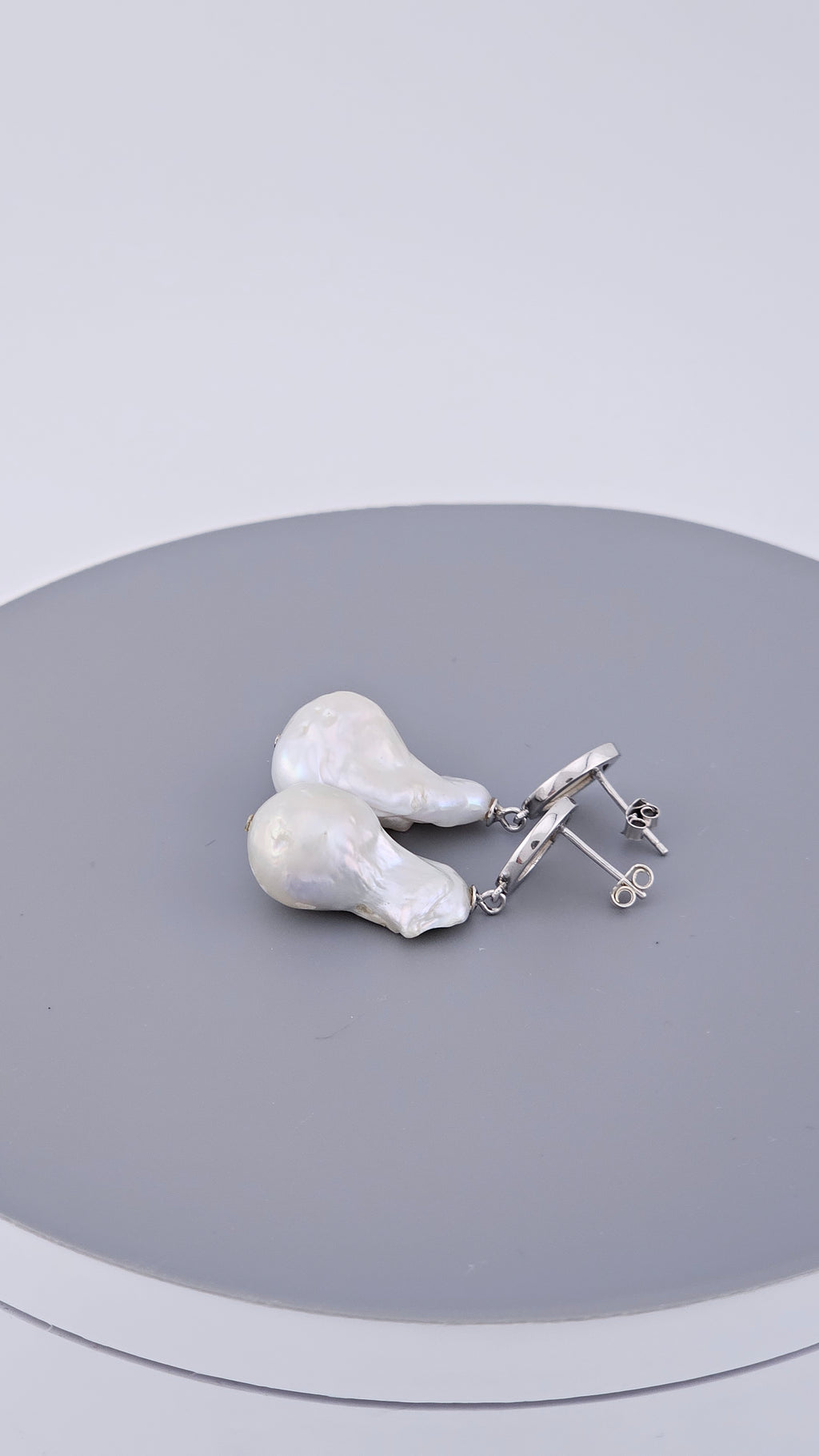 925 Sterling Silver Baroque Pearl & Mother of Pearl Drop Earrings – 36mm (11.5g)