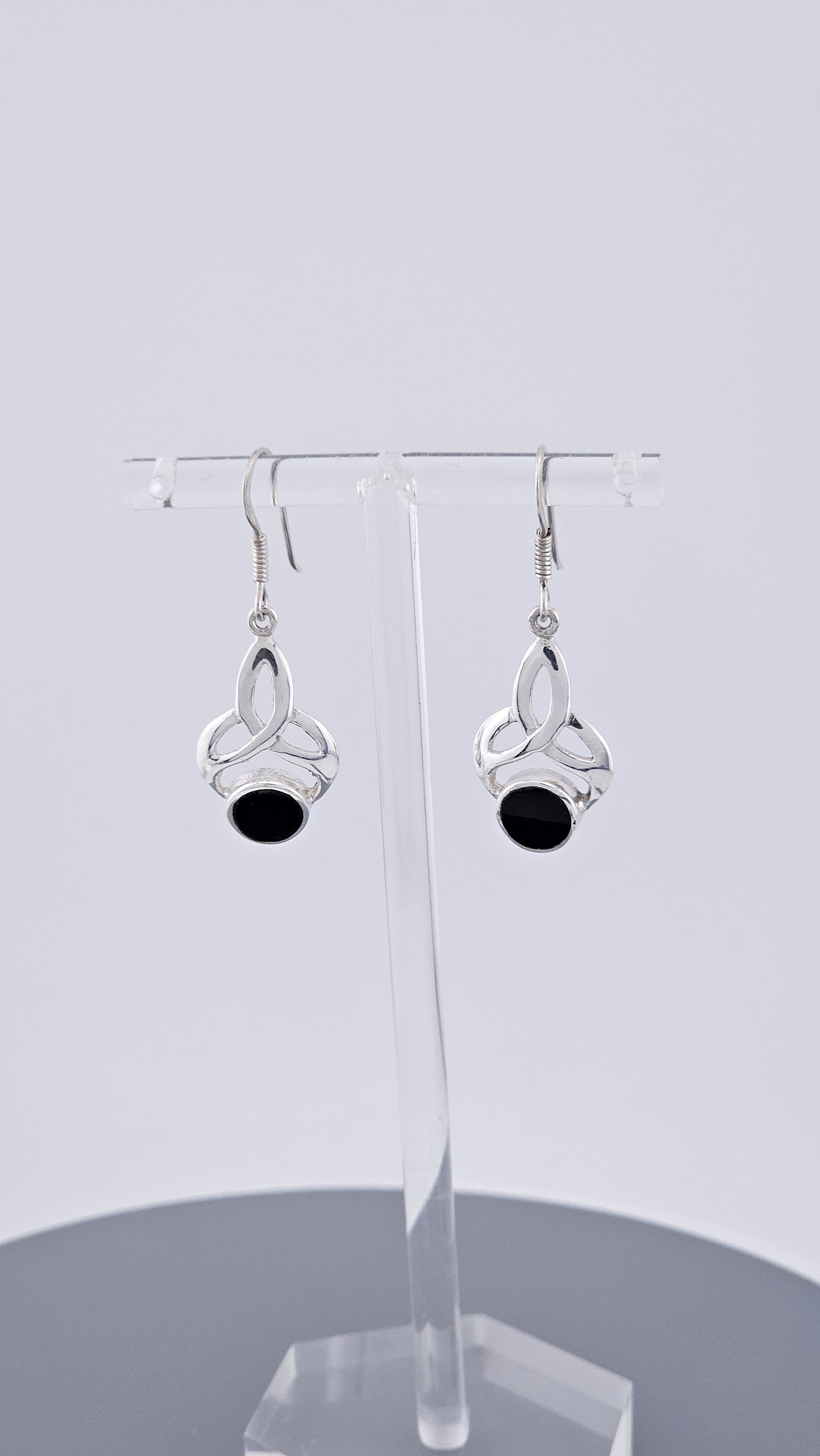 925 Sterling Silver Black Onyx Celtic Triquetra Drop Earrings – 30mm (3.77g)