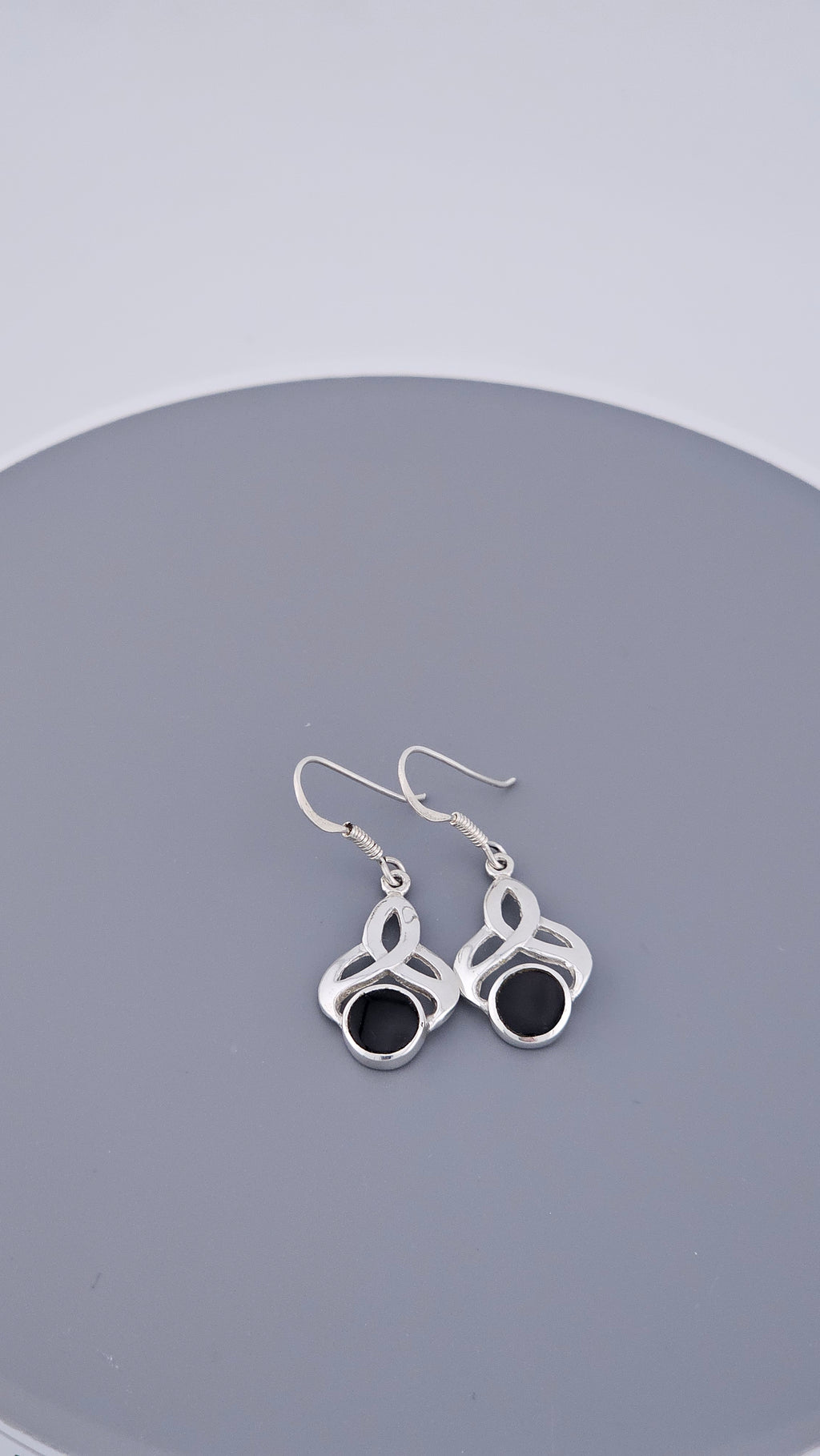 925 Sterling Silver Black Onyx Celtic Triquetra Drop Earrings – 30mm (3.77g)