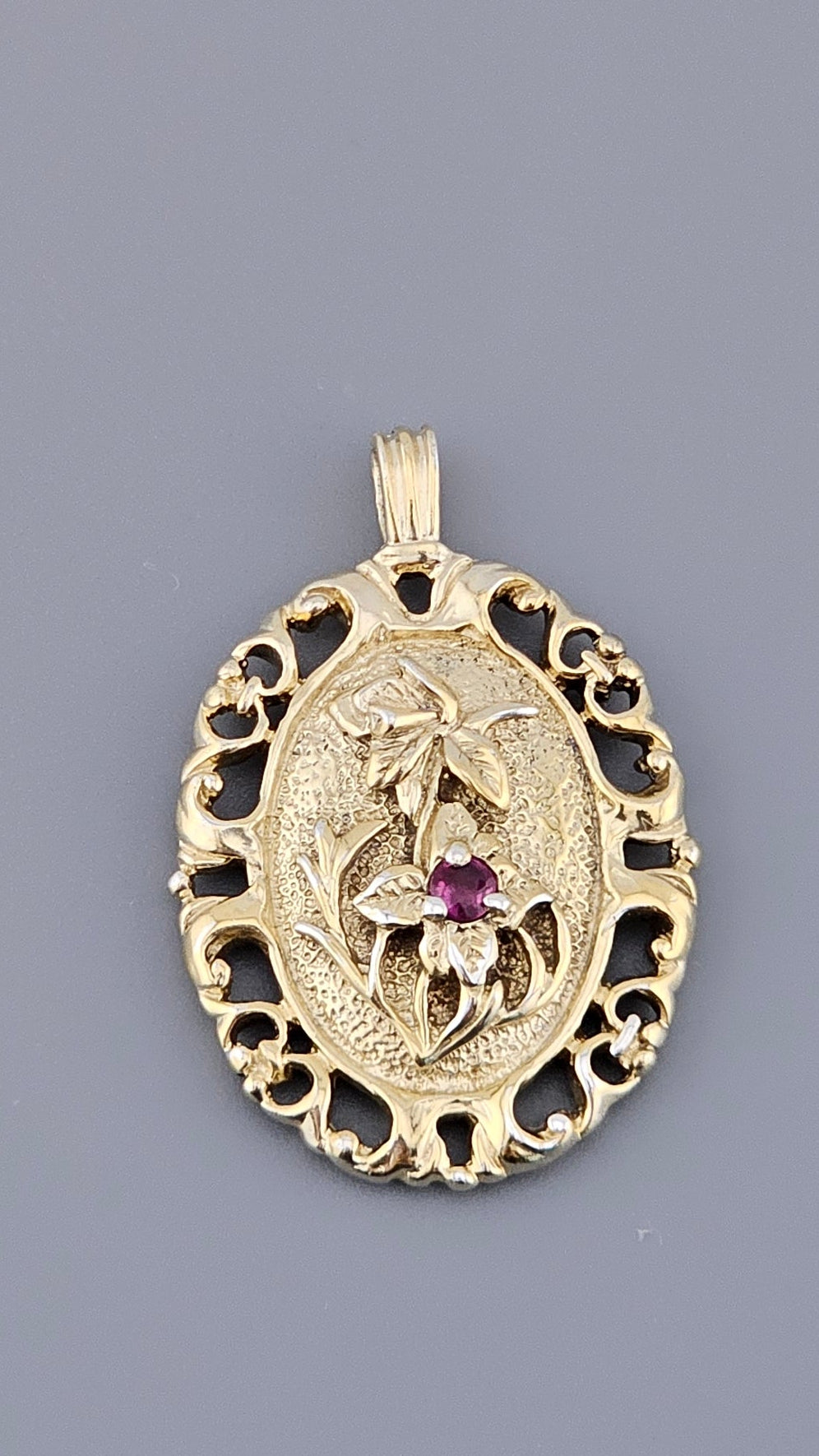 Vintage Silver Gilt Ruby Floral Pendant – "Happily Wed" Inscription – 28mm (5.58g)