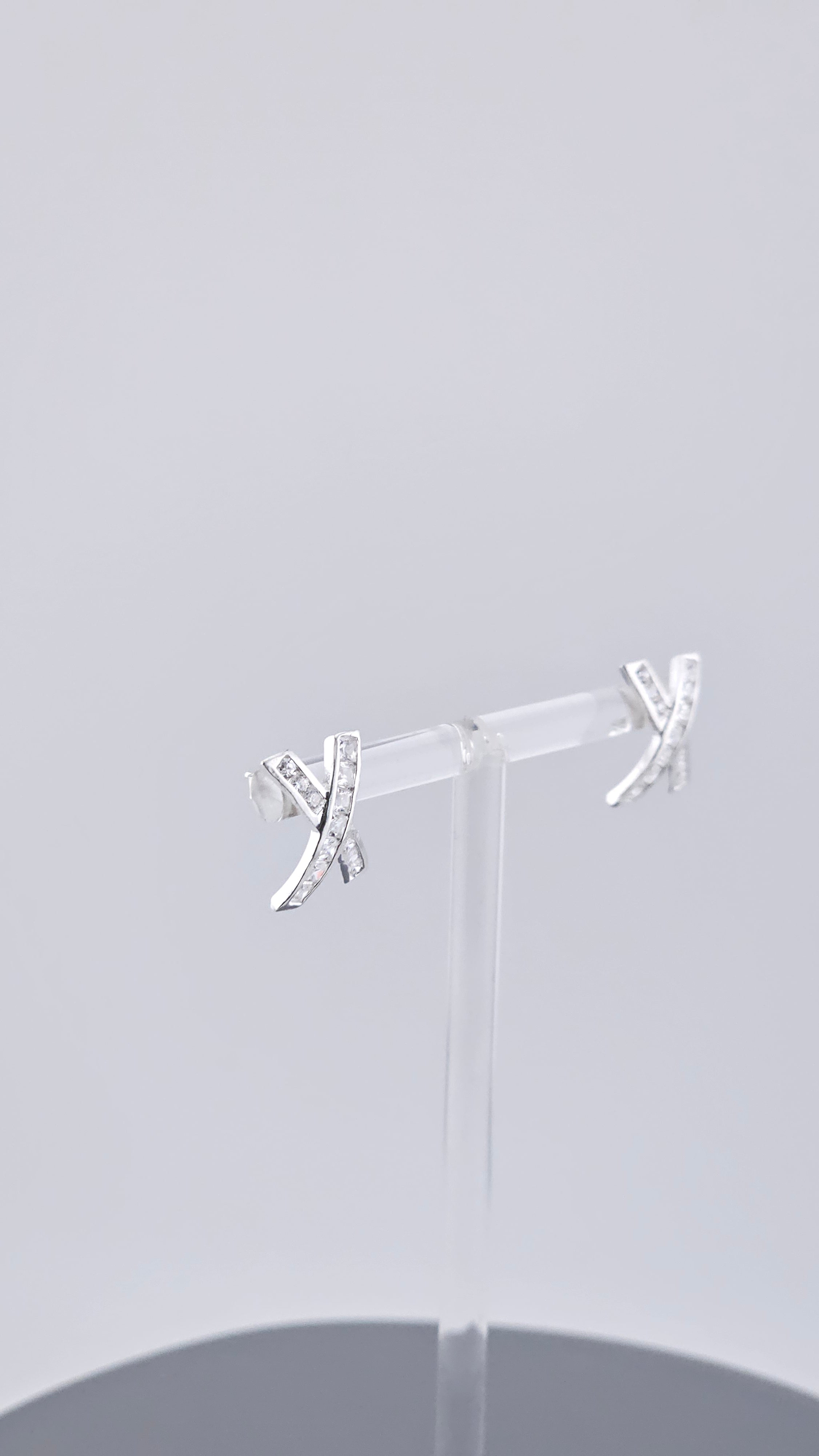 925 Sterling Silver & Cubic Zirconia Channel Set 'X' Kiss Stud Earrings – 15mm, 2.3g