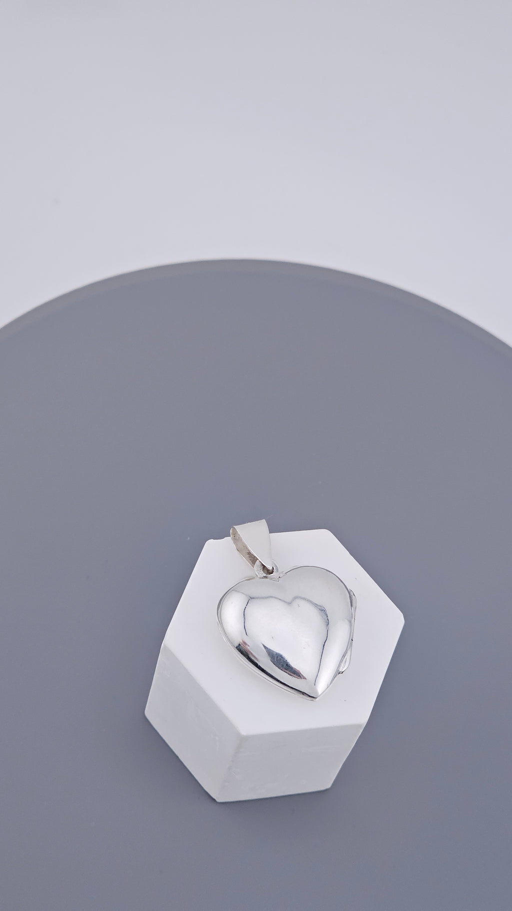 Pre-Loved Classic 925 Sterling Silver Polished Heart Locket Pendant (4.52g)