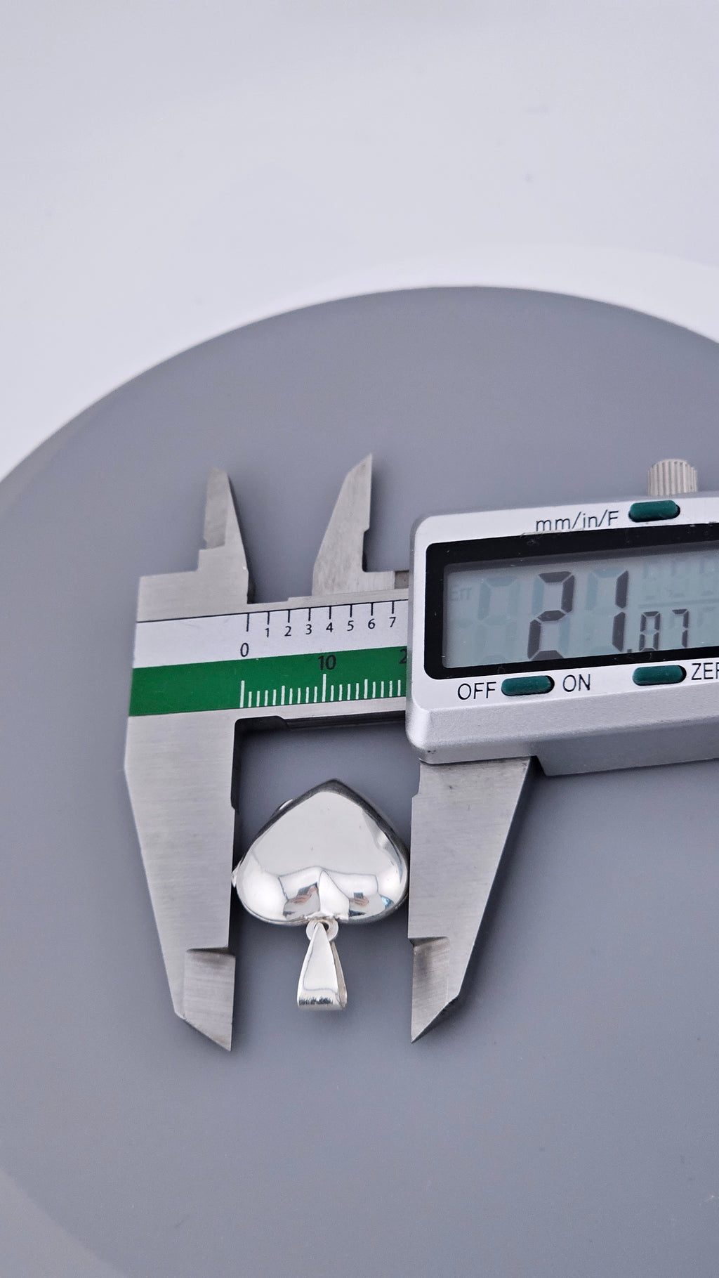 Pre-Loved Classic 925 Sterling Silver Polished Heart Locket Pendant (4.52g)