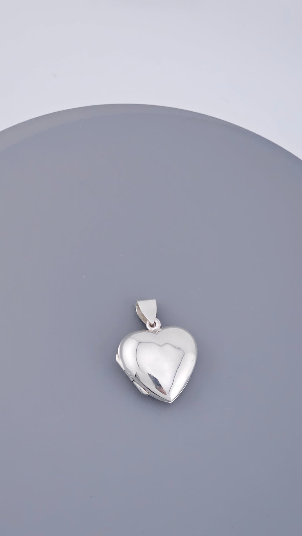 Pre-Loved Classic 925 Sterling Silver Polished Heart Locket Pendant (4.52g)