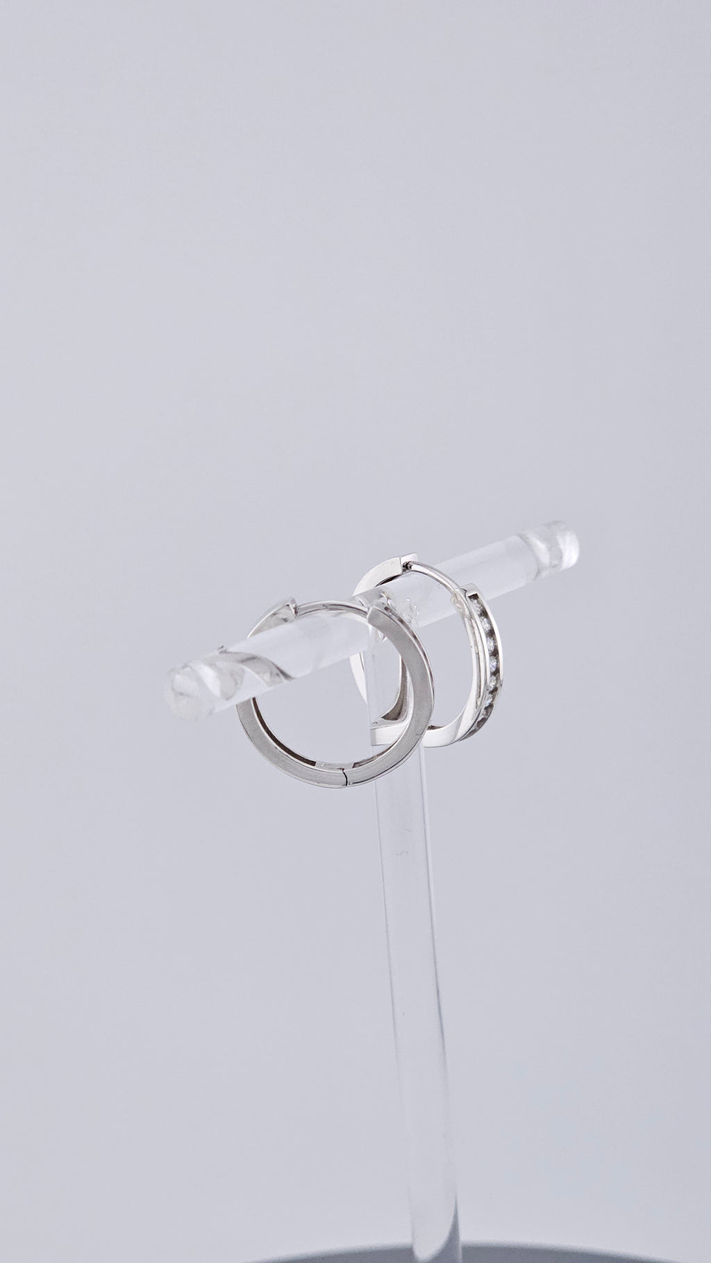 Pre-Loved 925 Sterling Silver & Cubic Zirconia Hoop Earrings - 17mm (2.64g)