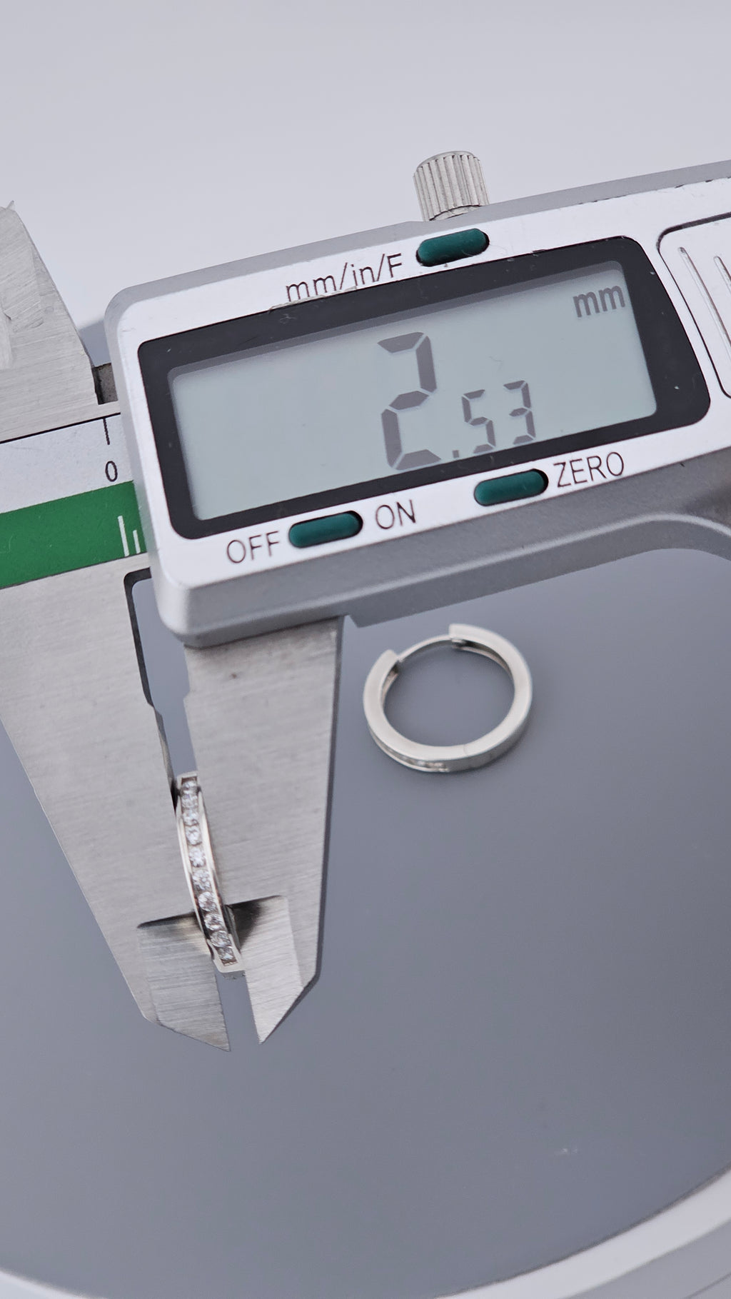 Pre-Loved 925 Sterling Silver & Cubic Zirconia Hoop Earrings - 17mm (2.64g)