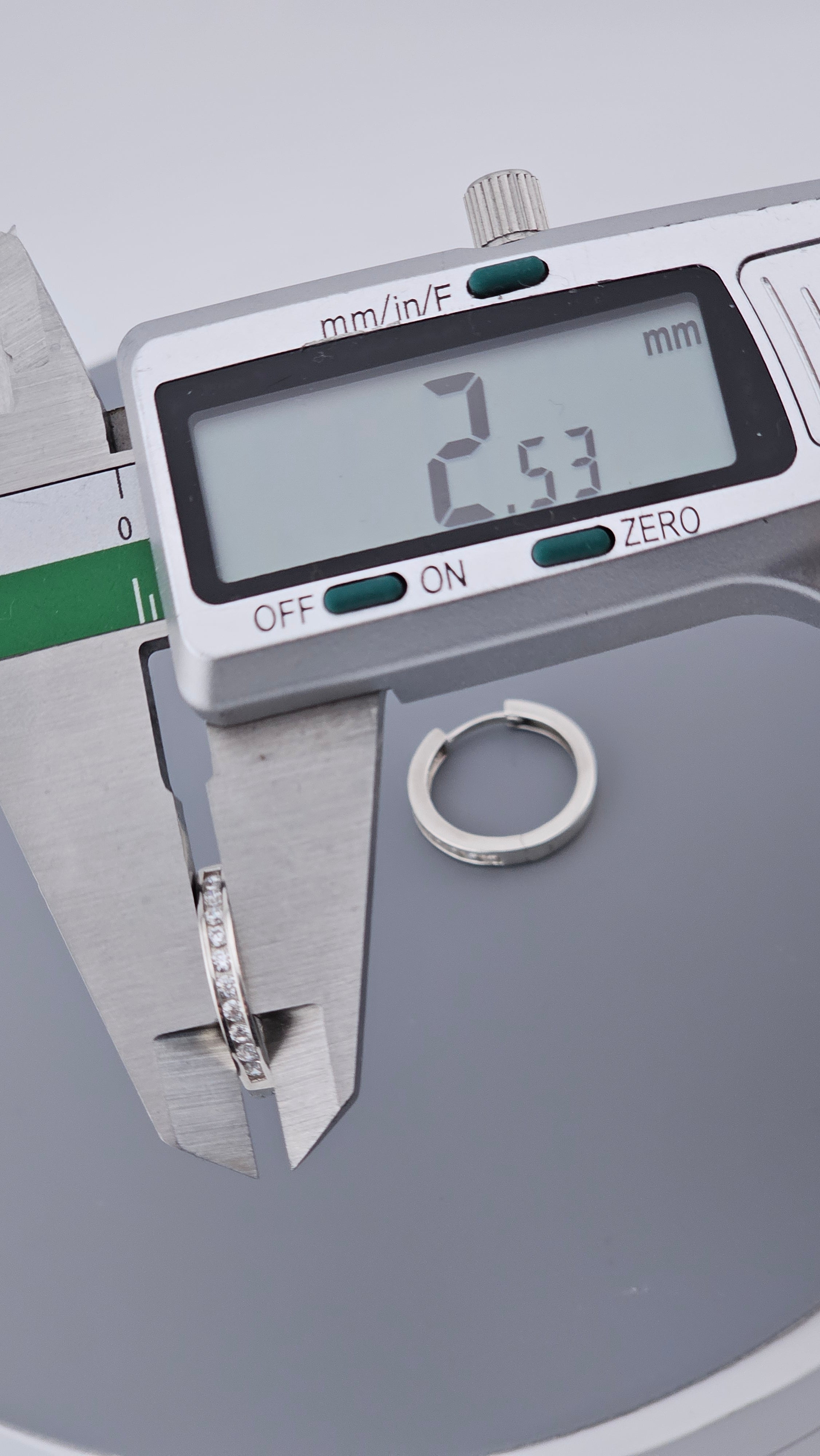 Pre-Loved 925 Sterling Silver & Cubic Zirconia Hoop Earrings - 17mm (2.64g)