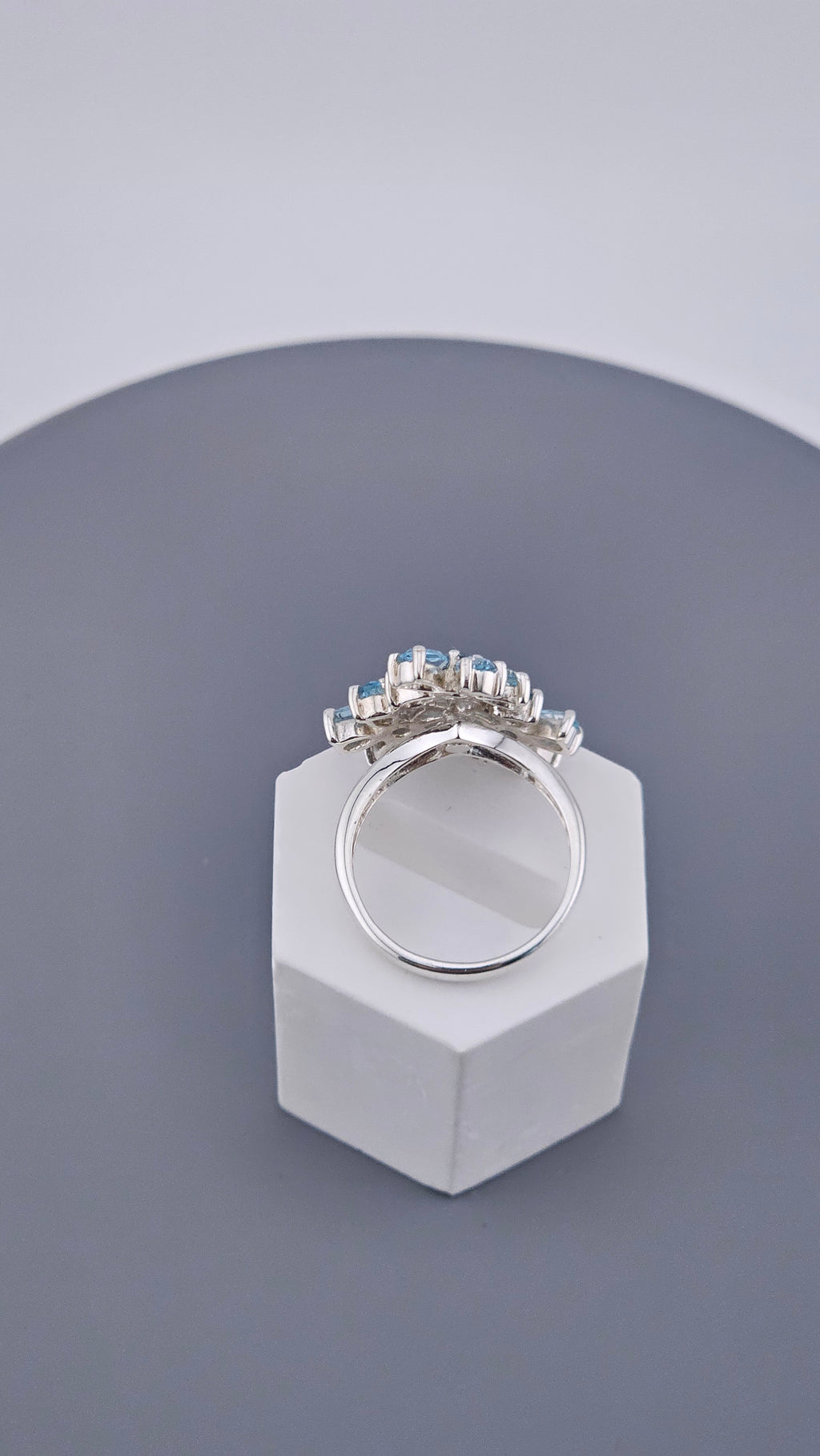 Pre-Loved 925 Sterling Silver Blue Topaz Floral Cluster Ring - Size UK P ½ / US 8 (6.78g)