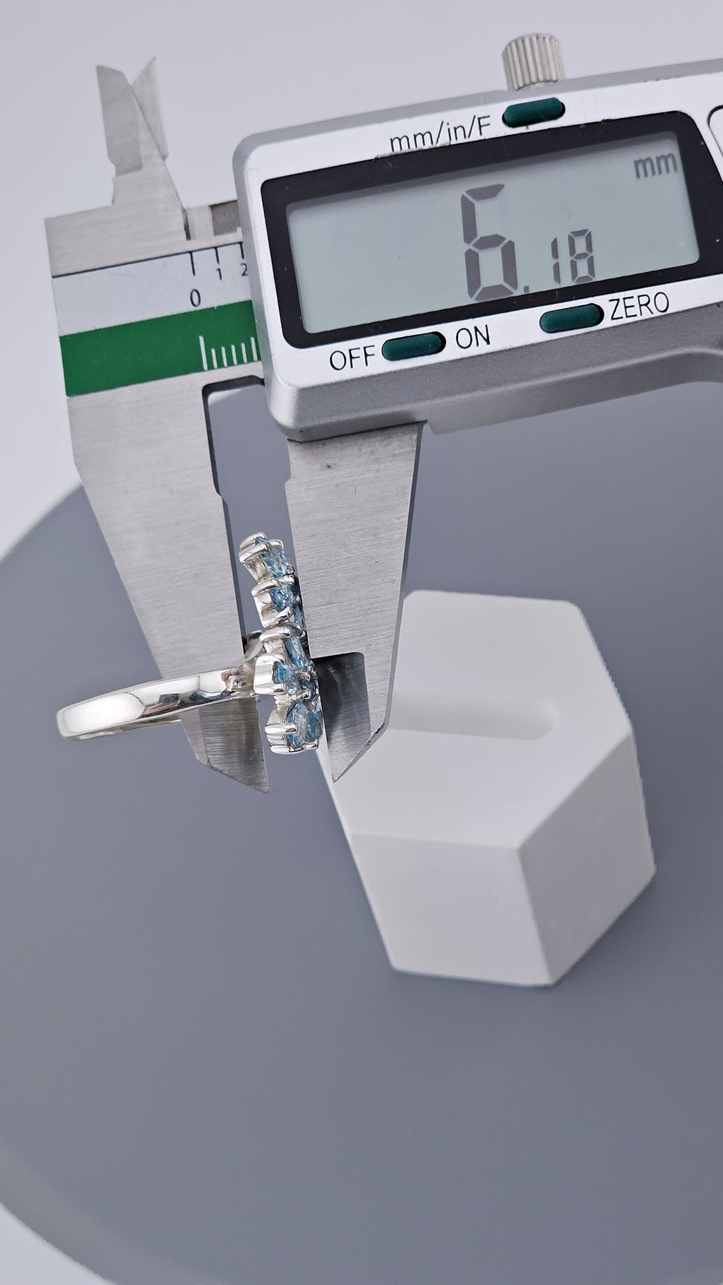 Pre-Loved 925 Sterling Silver Blue Topaz Floral Cluster Ring - Size UK P ½ / US 8 (6.78g)