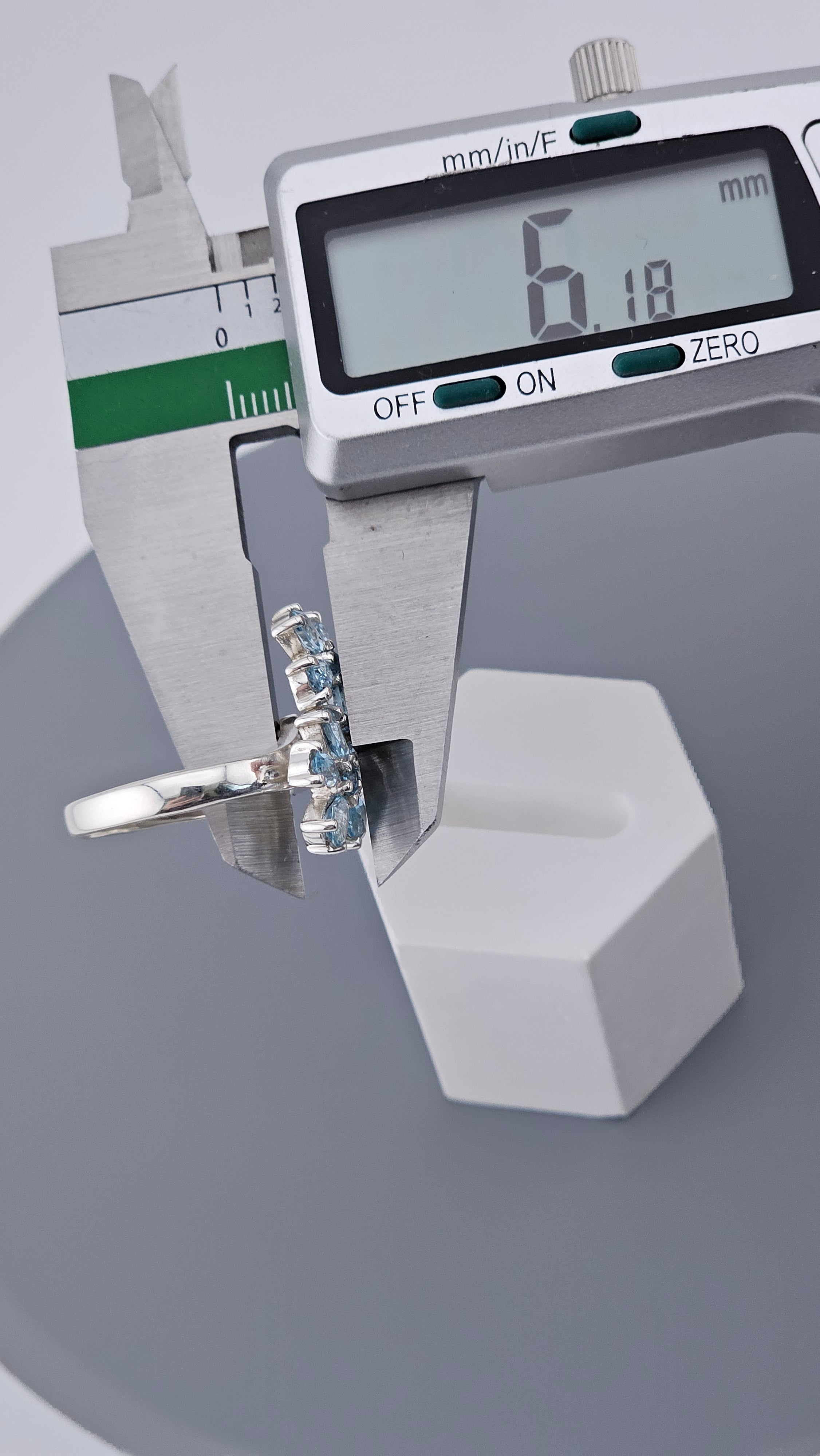 Pre-Loved 925 Sterling Silver Blue Topaz Floral Cluster Ring - Size UK P ½ / US 8 (6.78g)