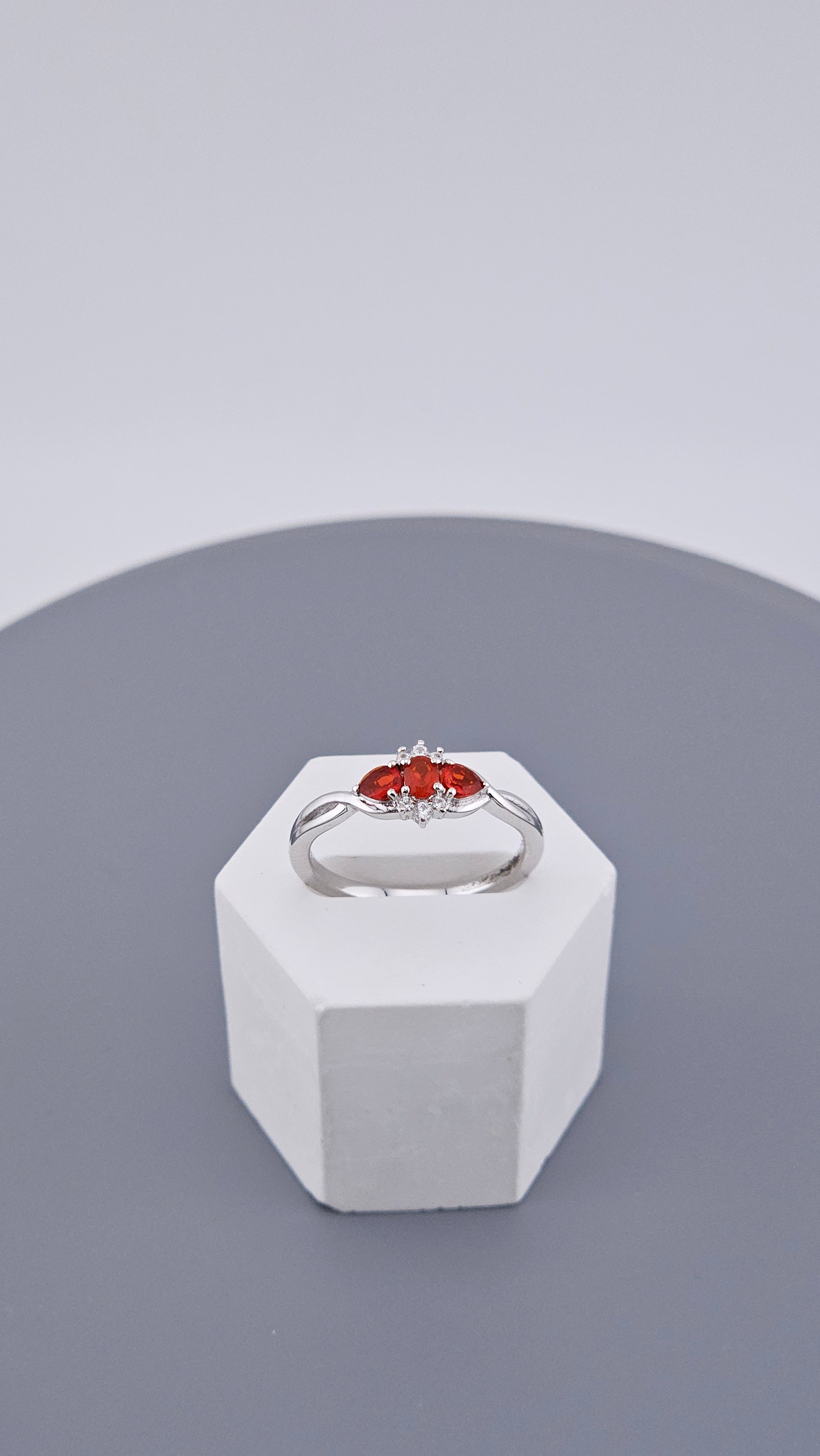 925 Sterling Silver Natural Crimson Fire Opal & White Zircon Trilogy Ring – Size R 1/2 (US 8.75)