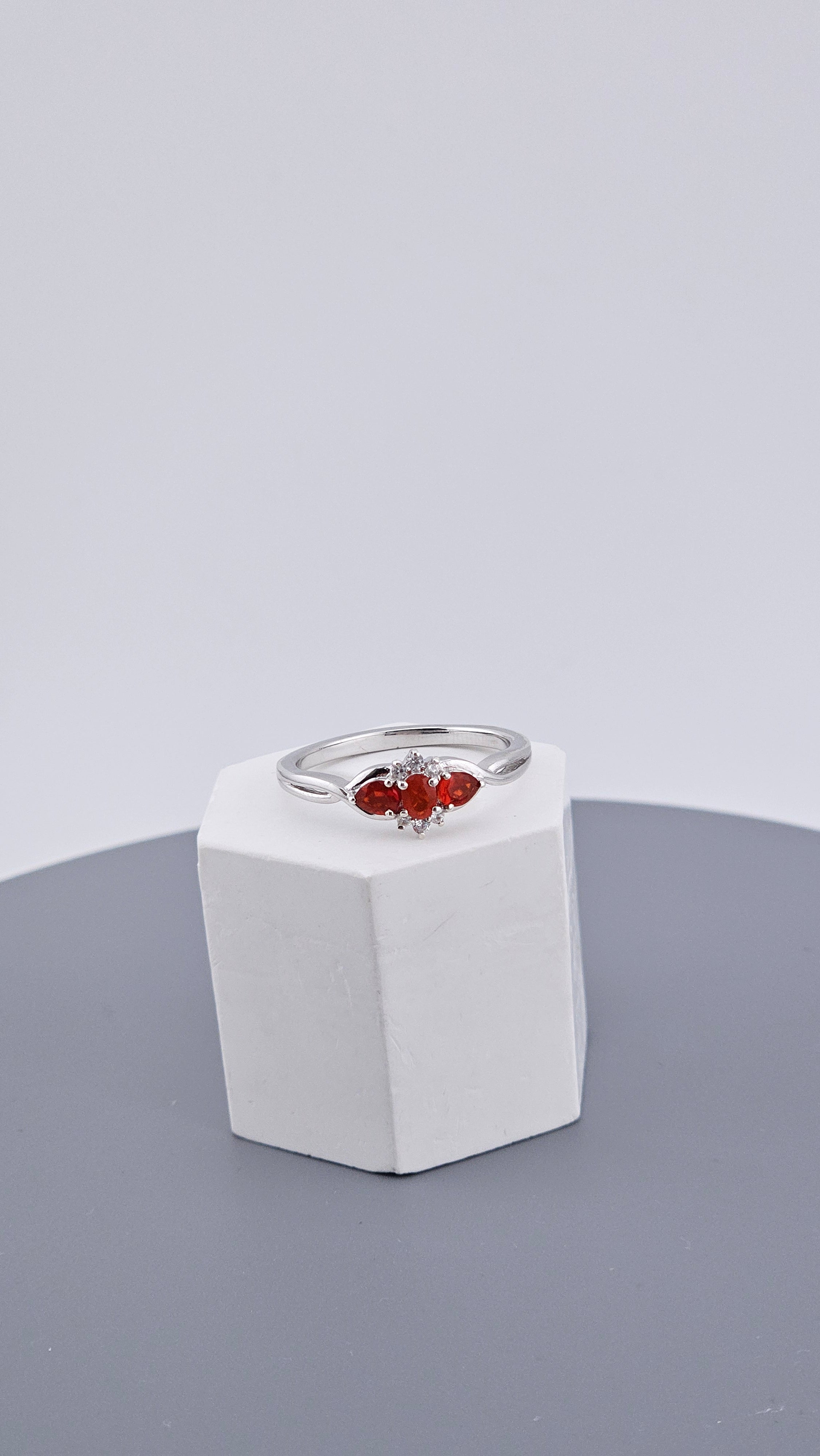 925 Sterling Silver Natural Crimson Fire Opal & White Zircon Trilogy Ring – Size R 1/2 (US 8.75)