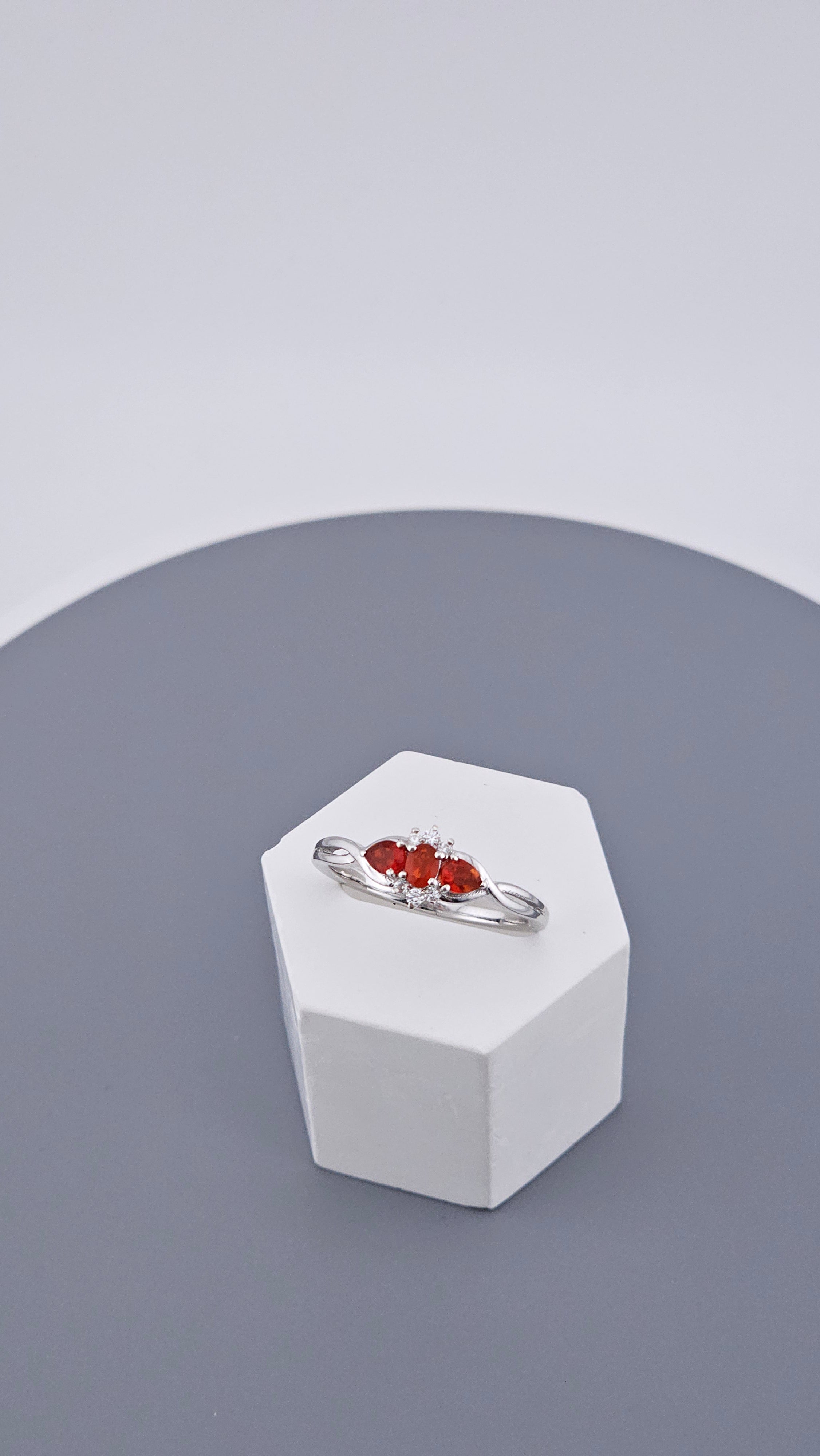 925 Sterling Silver Natural Crimson Fire Opal & White Zircon Trilogy Ring – Size R 1/2 (US 8.75)