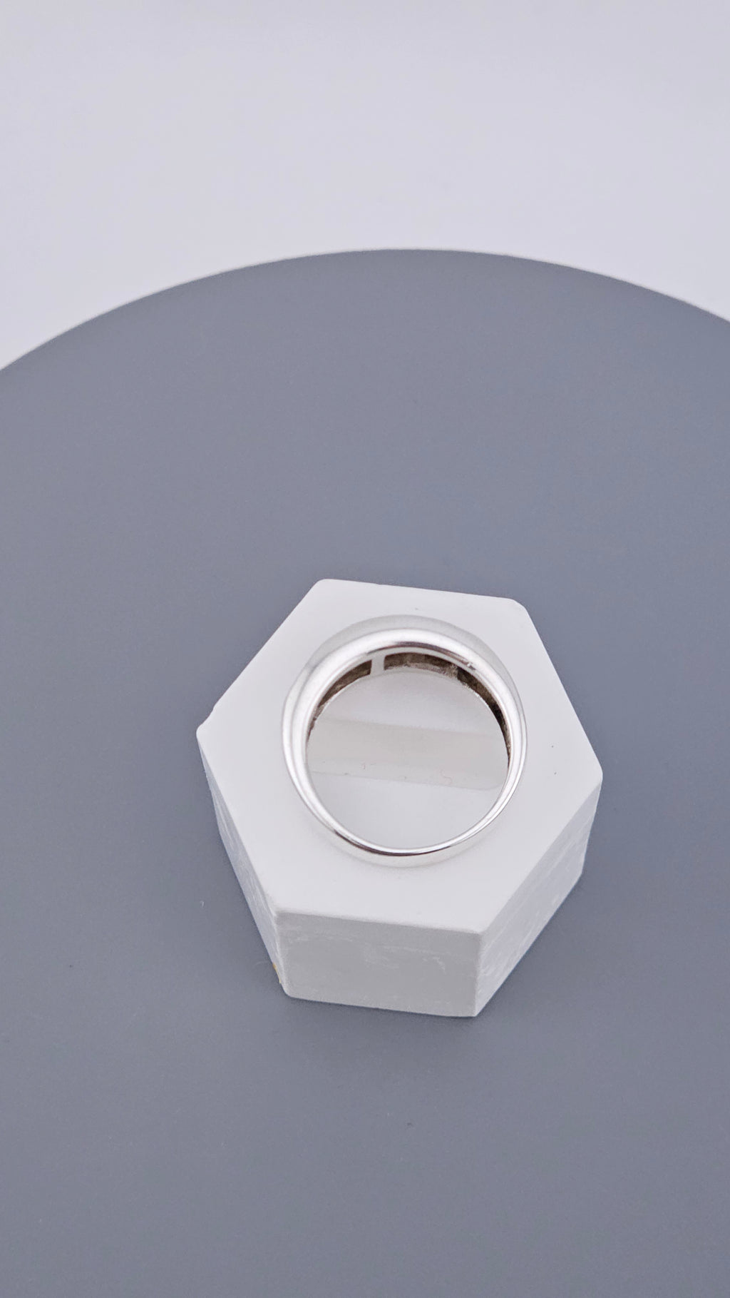 925 Sterling Silver & Alternating Smoky Quartz Channel Set Band Ring – Size N 1/2 (US 7)