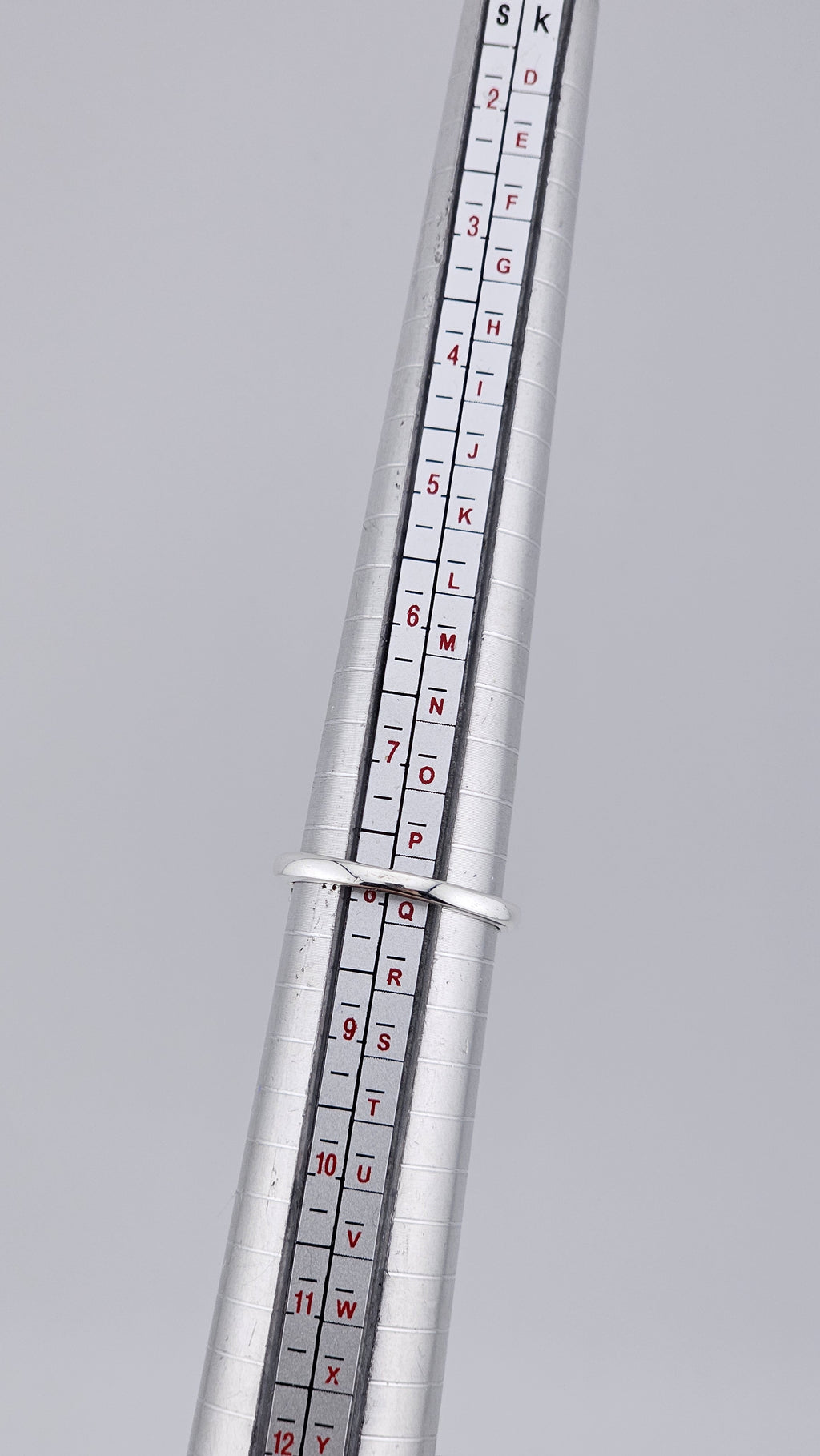 Pre-Loved 925 Sterling Silver Three-Stone Peridot Ring - Size UK P ½ / US 7.75 (2.77g)