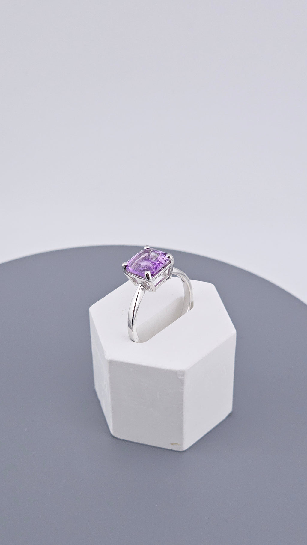 925 Sterling Silver & Square Cut Amethyst Solitaire Ring – Size P 1/2 (US 7.75)