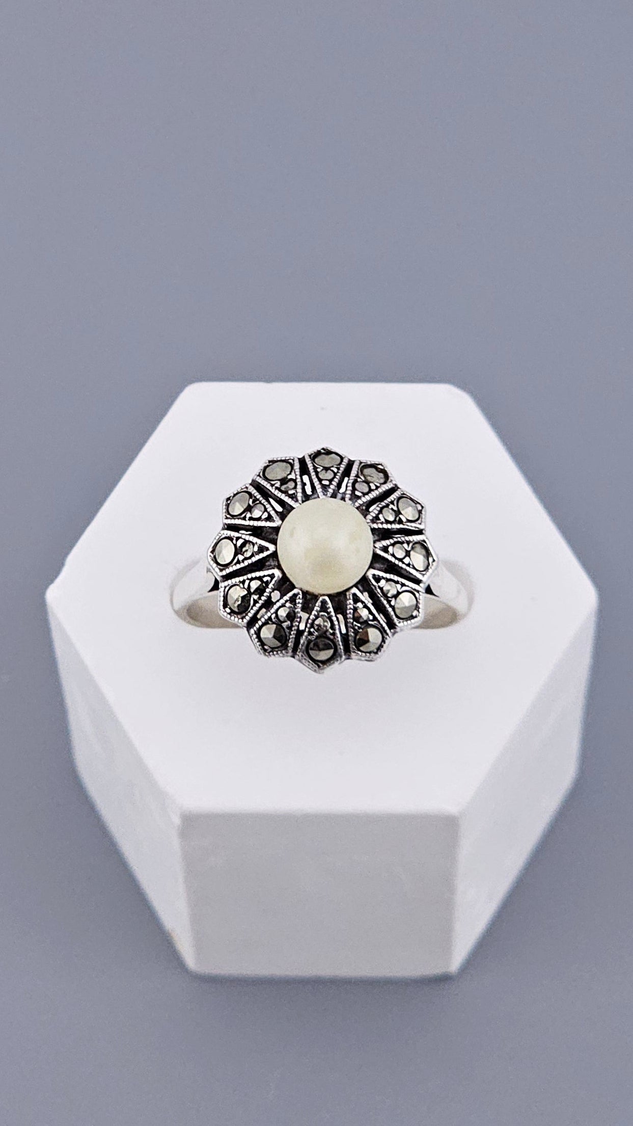 Vintage 925 Sterling Silver Pearl & Marcasite Flower Cluster Ring – Size N 1/2 (US 7)
