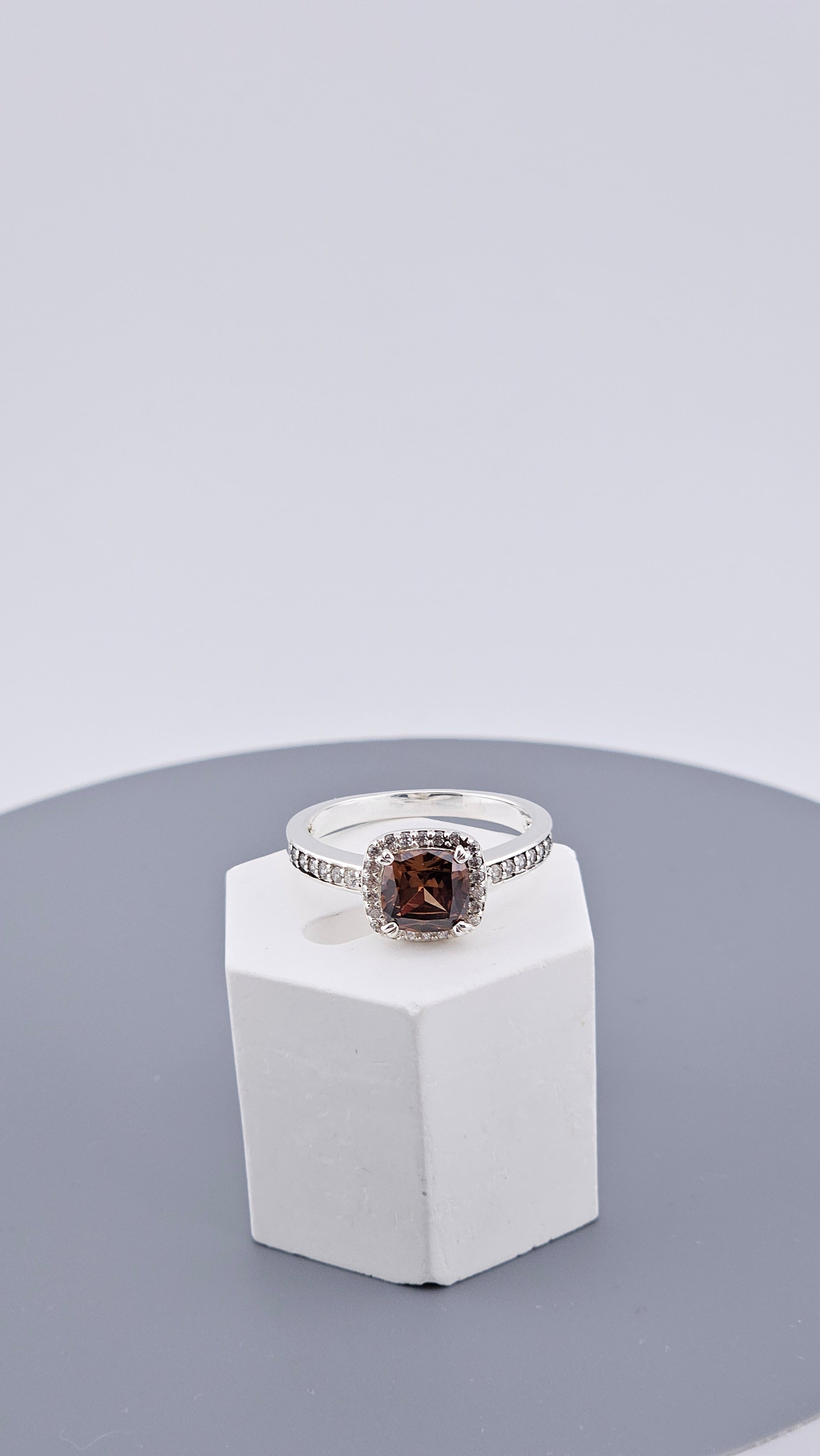 925 Sterling Silver Chocolate Brown DQCZ Halo Ring – Size U (US 10), 4.4g