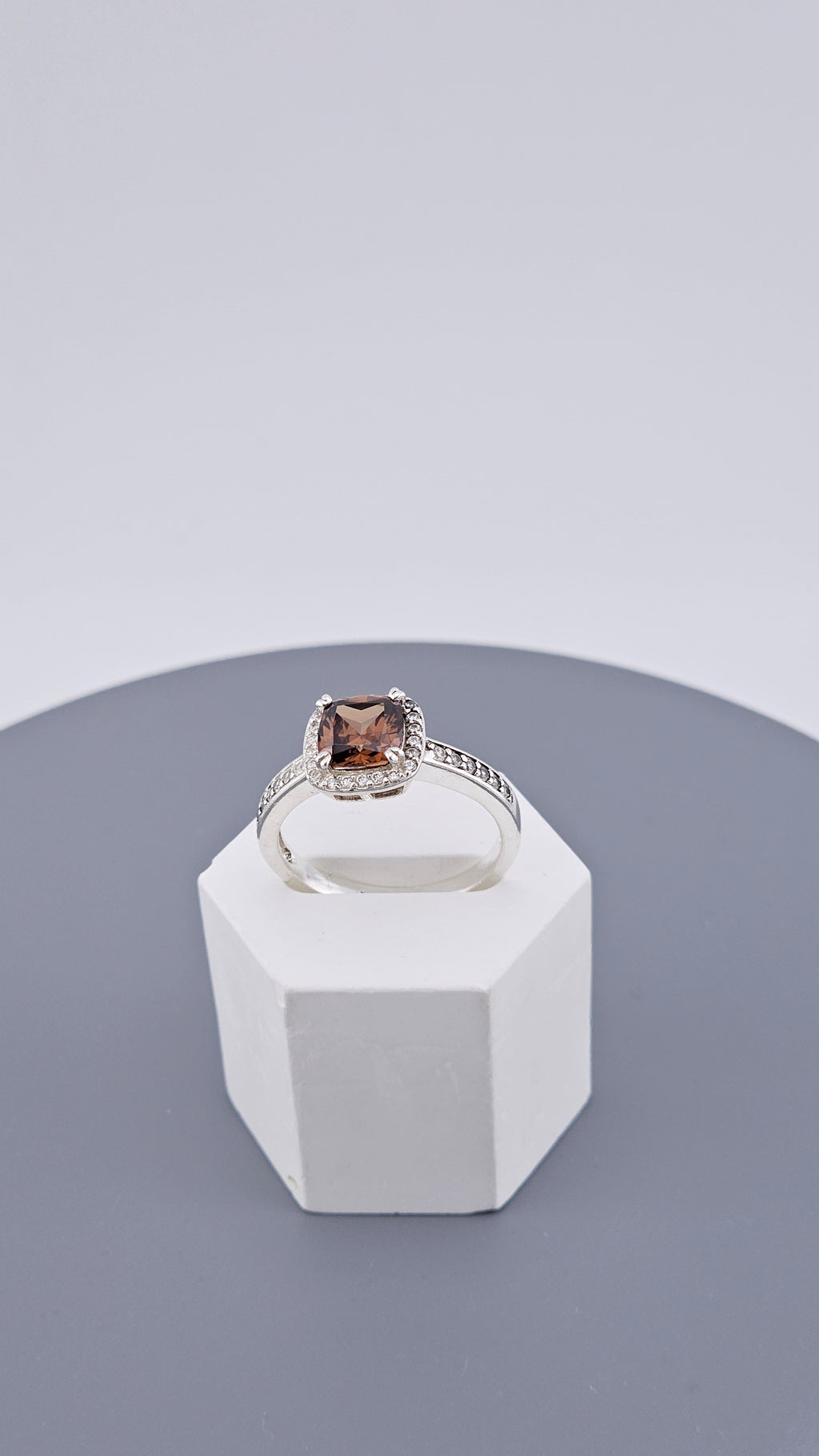 925 Sterling Silver Chocolate Brown DQCZ Halo Ring – Size U (US 10), 4.4g