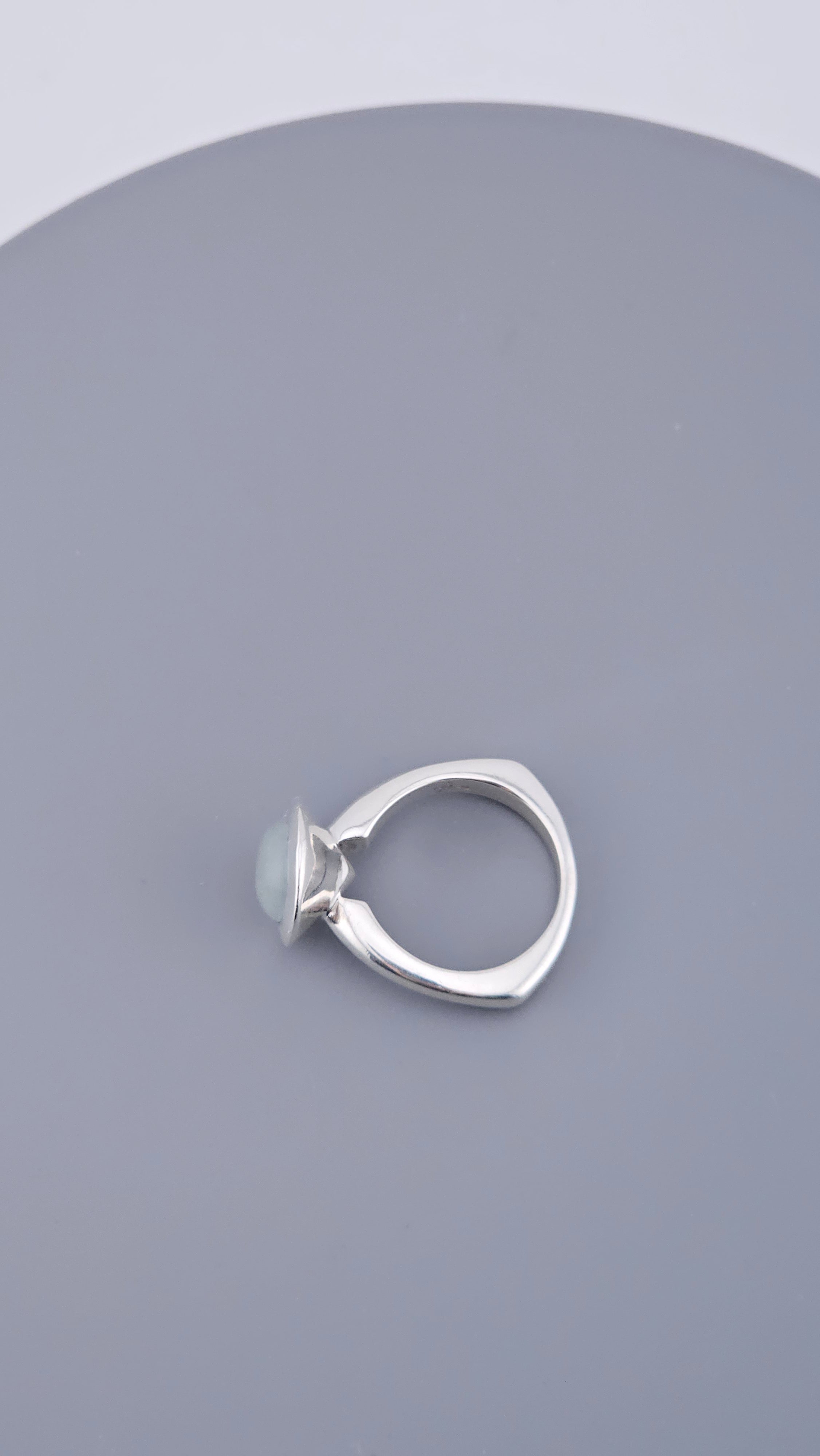 Pre-Loved Modern 925 Sterling Silver Aquamarine Cabochon Ring - Size UK M ½ / US 6.5 (7.33g)