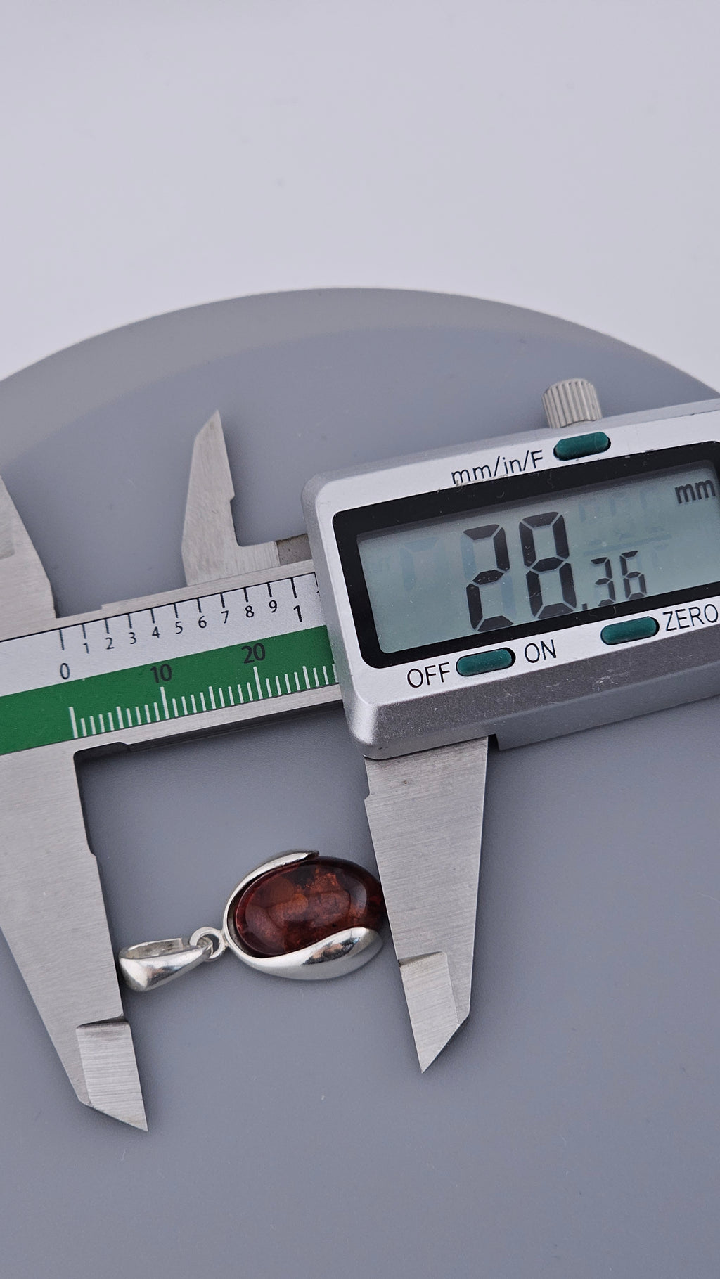 Vintage 925 Sterling Silver Amber Solitaire Pendant