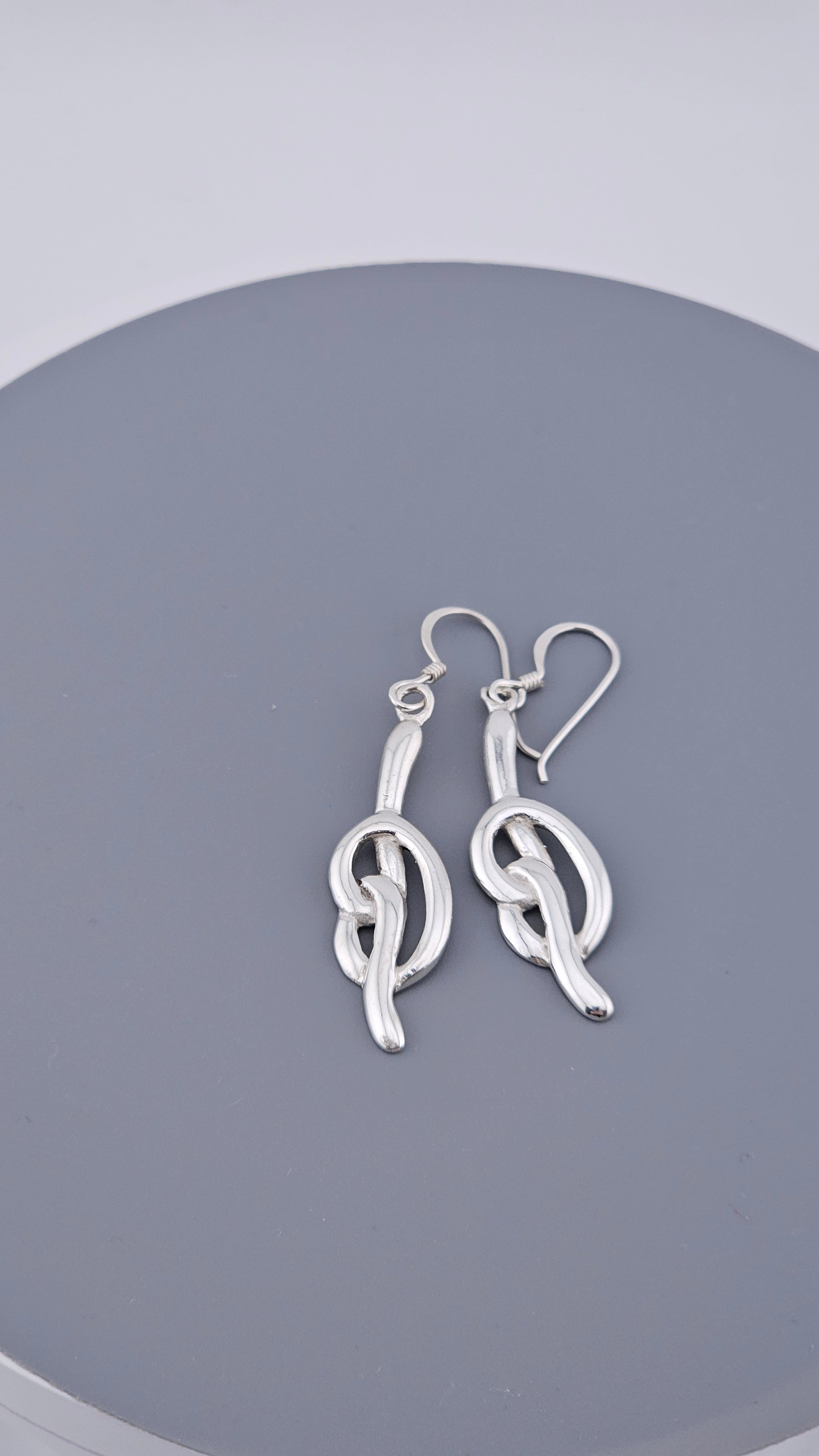 Vintage 925 Sterling Silver Abstract Twist Knot Long Drop Earrings – 54mm, 7g