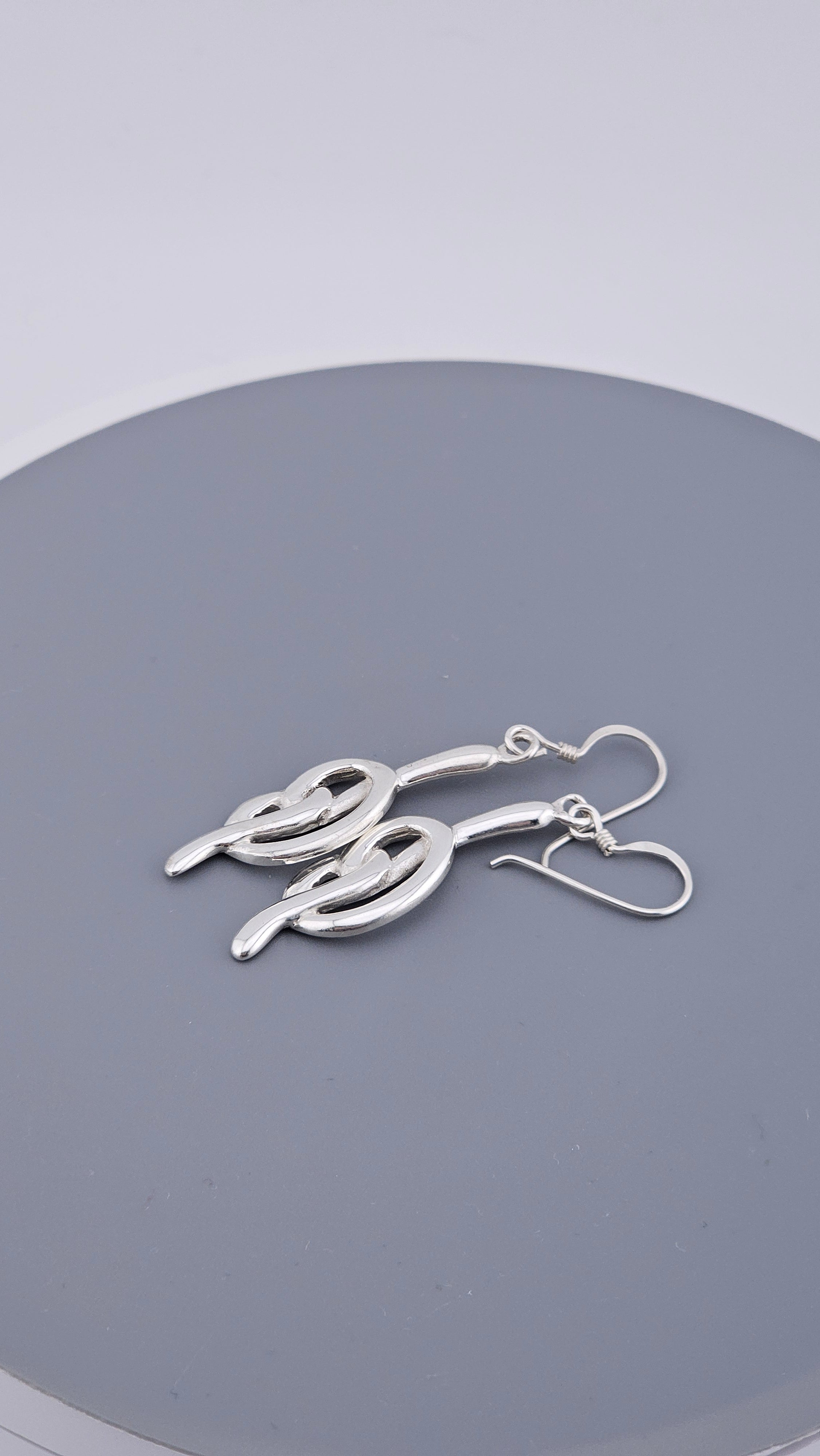 Vintage 925 Sterling Silver Abstract Twist Knot Long Drop Earrings – 54mm, 7g