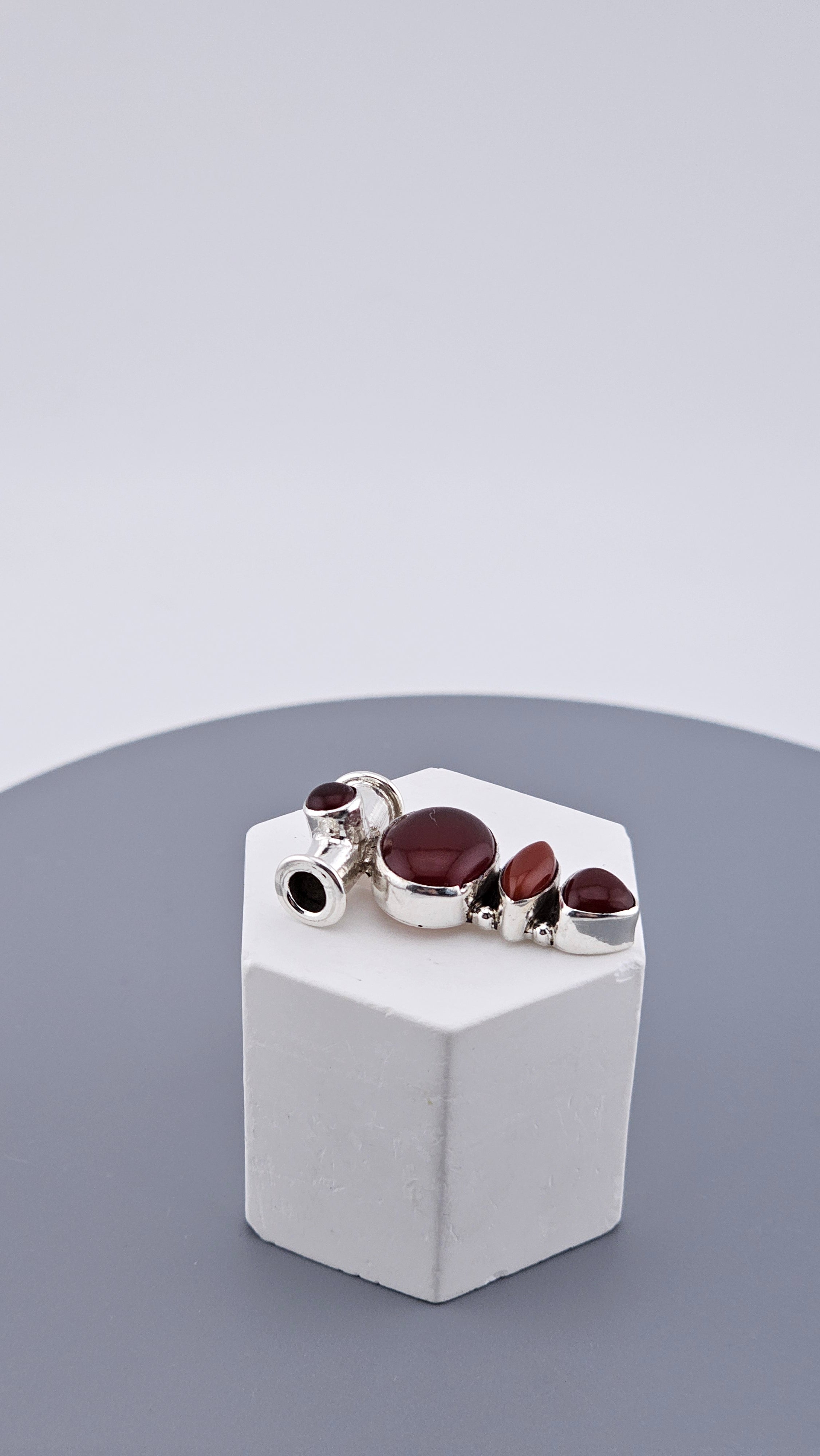 Vintage 925 Sterling Silver Oval Carnelian Pendant