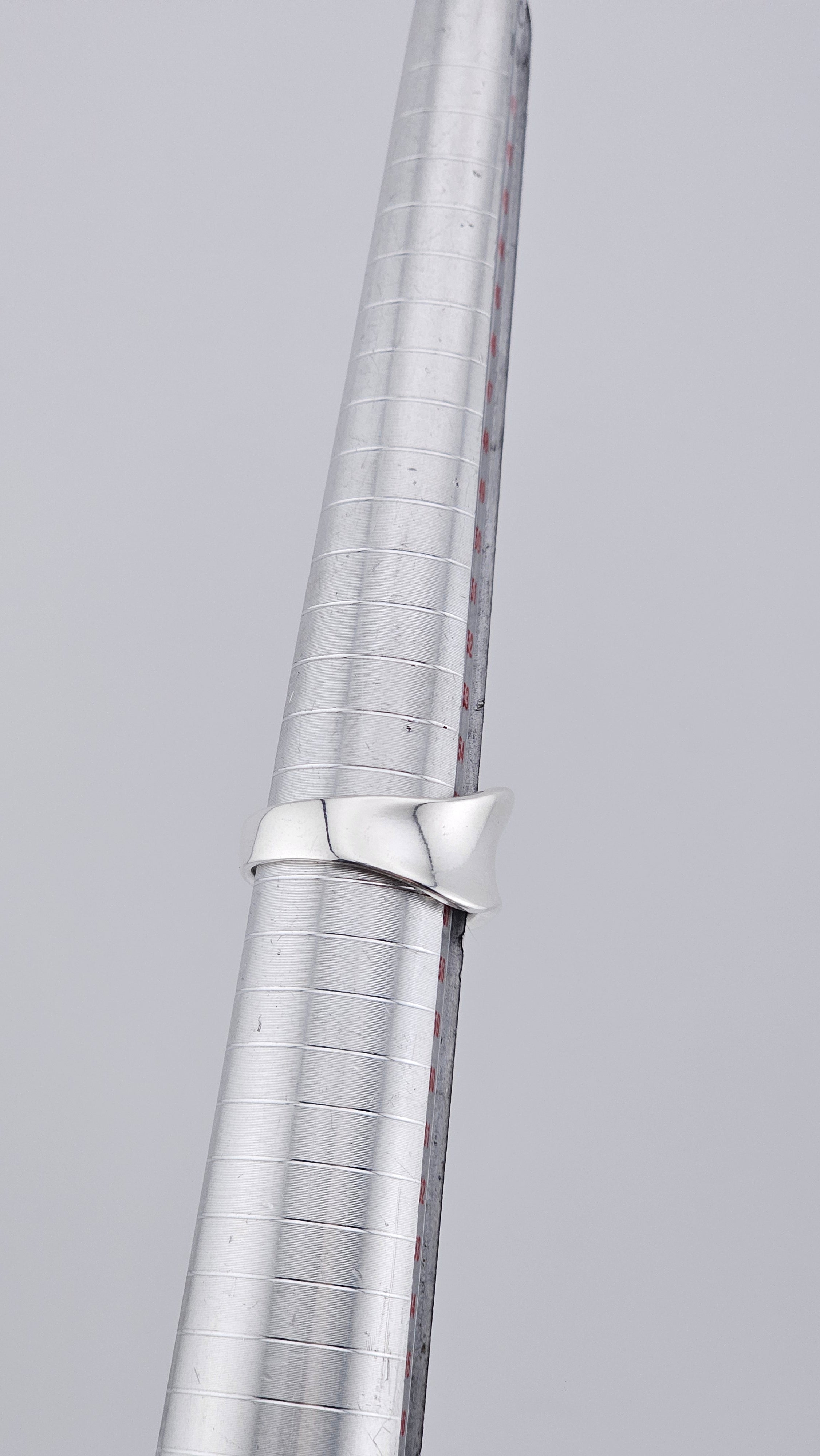 Vintage 925 Sterling Silver Wavy Plain Band Ring