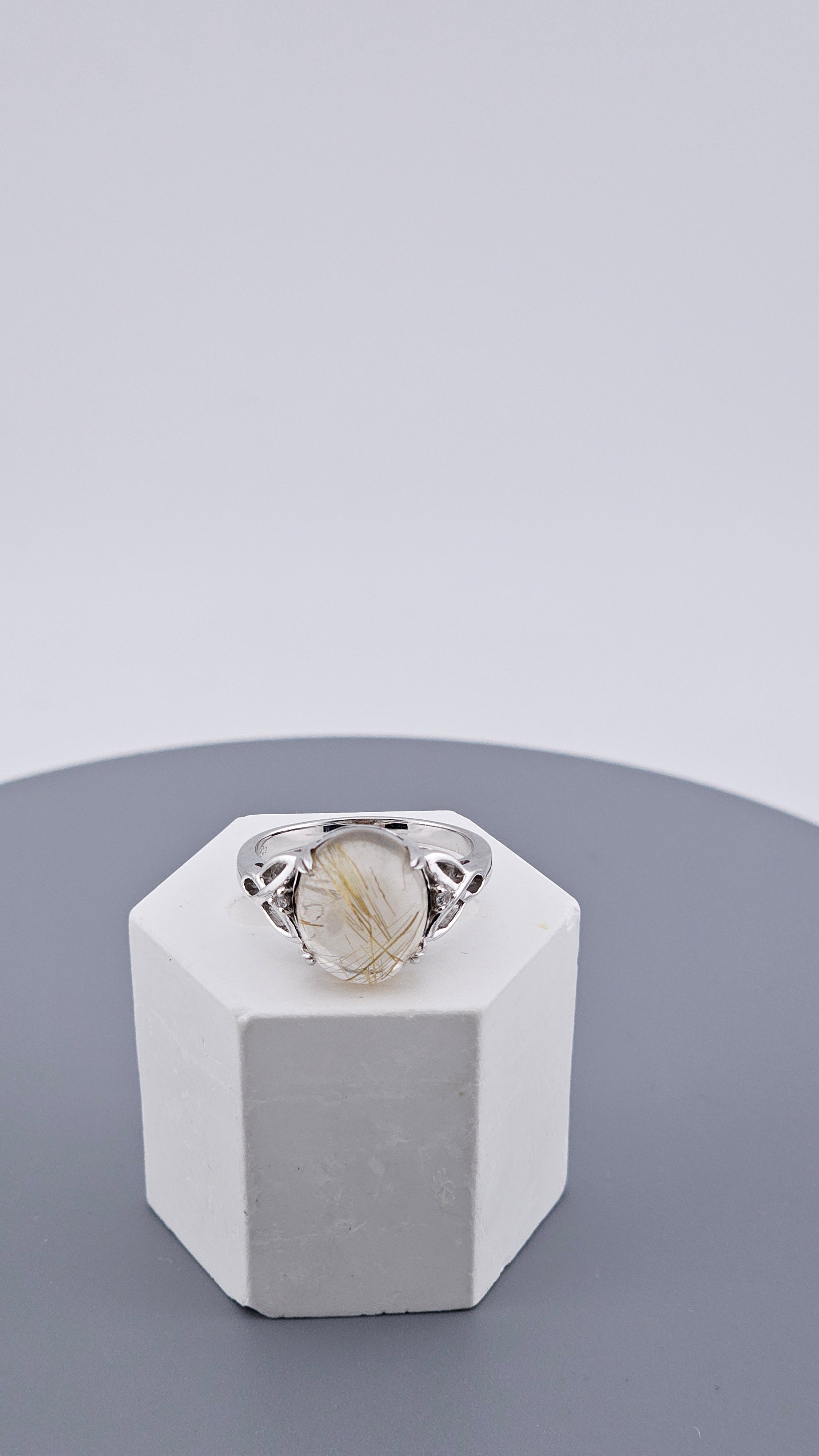 Vintage 925 Sterling Silver Golden Rutilated Quartz Ring